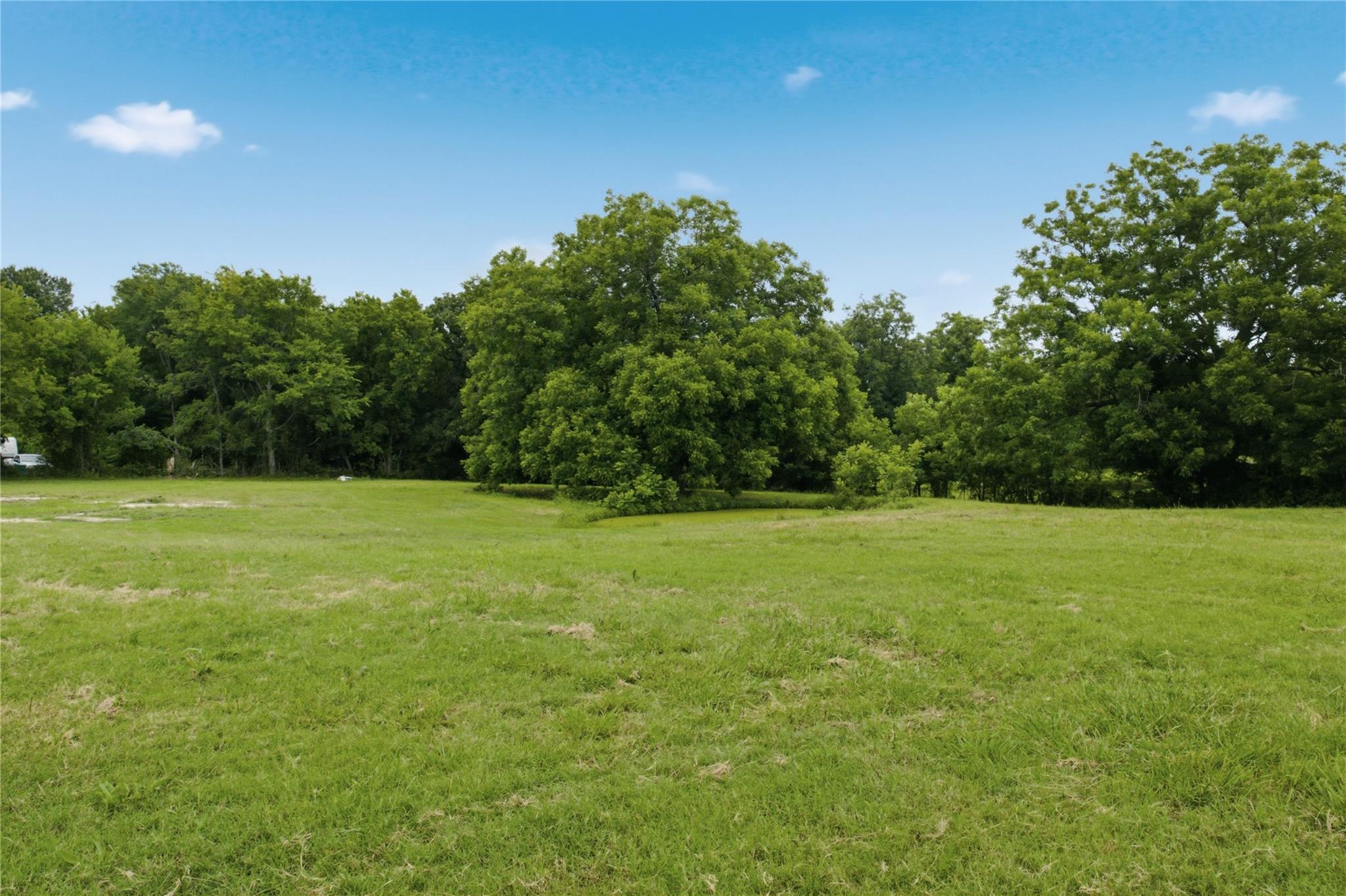 main property photo 32