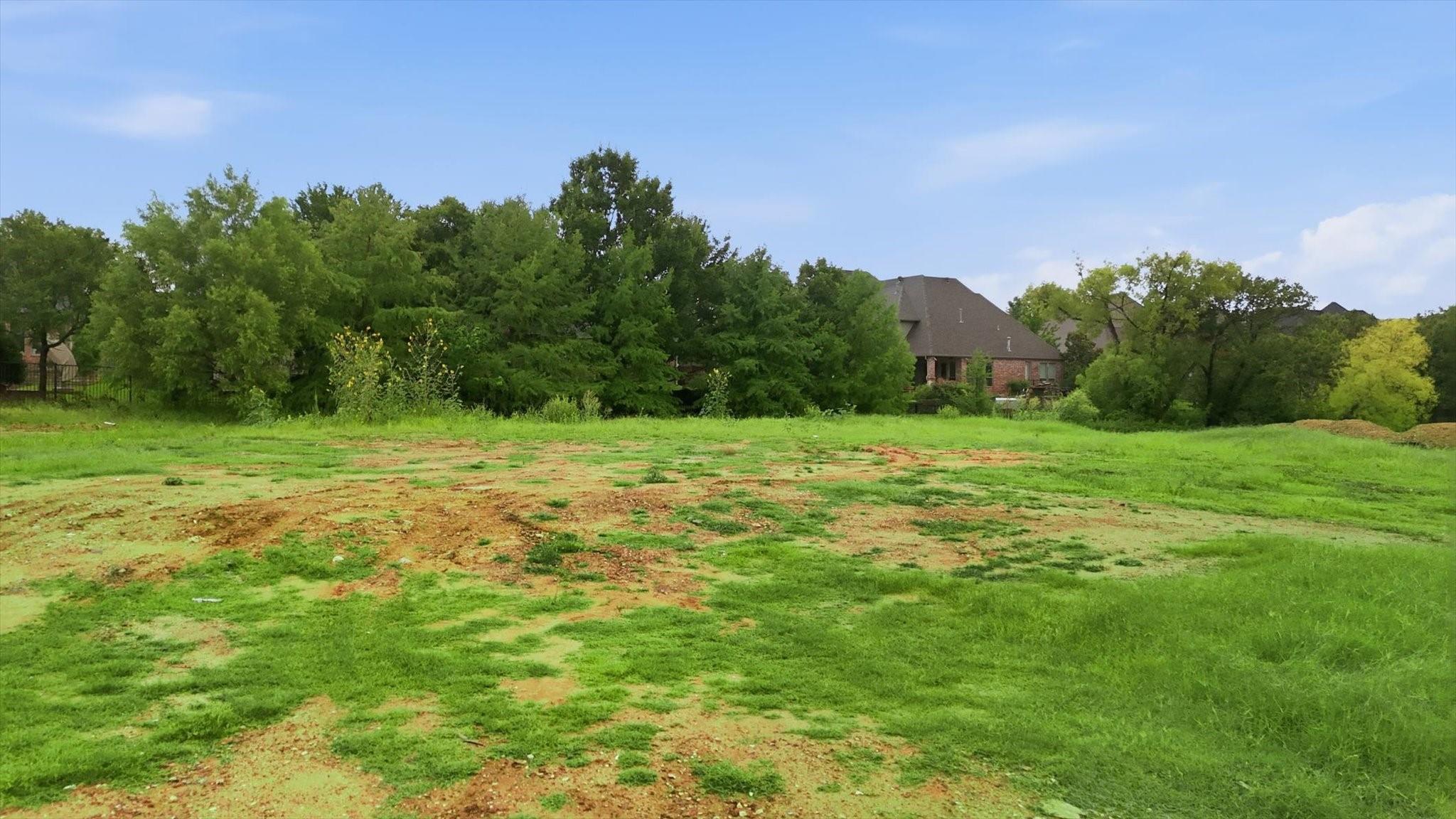 main property photo 14