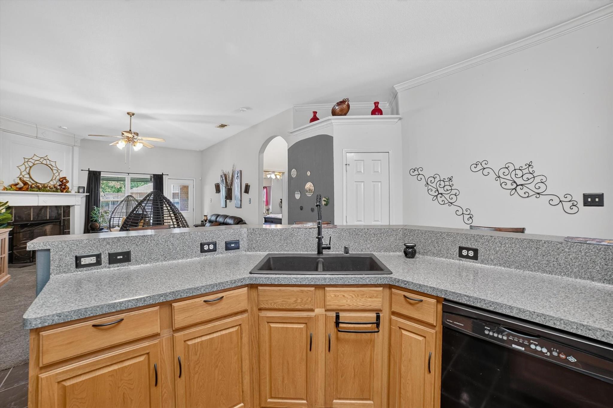 property viewer photo 13