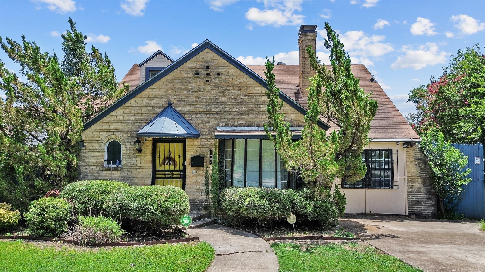 main property photo 1