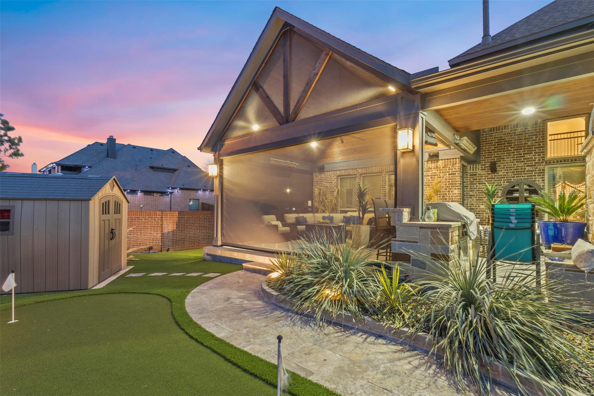 main property photo 33