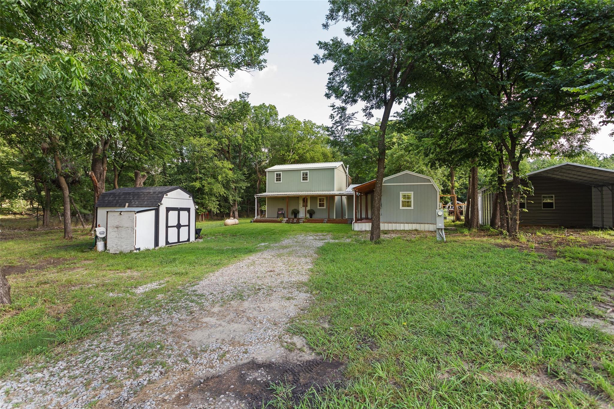 main property photo 31