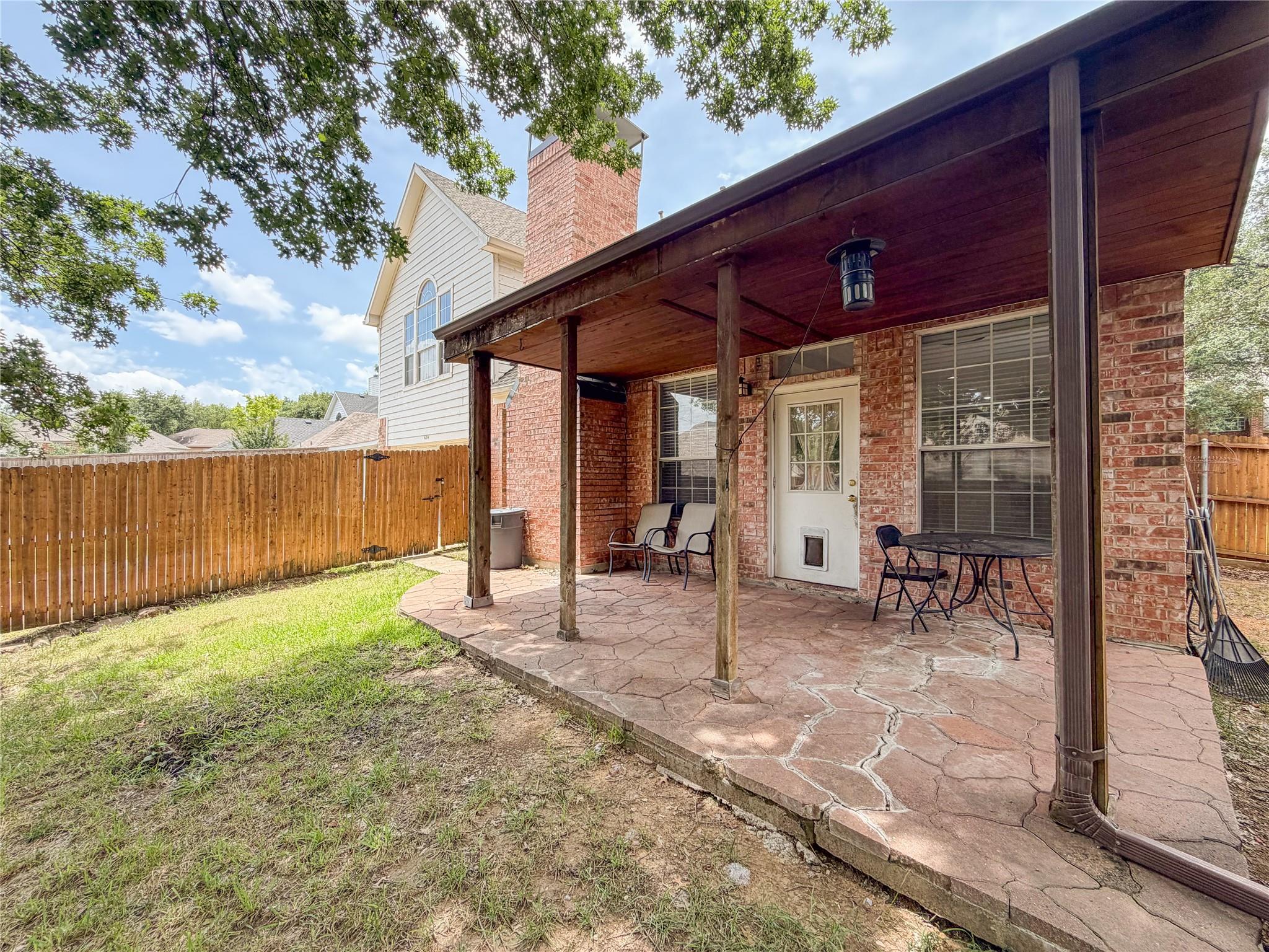 main property photo 6