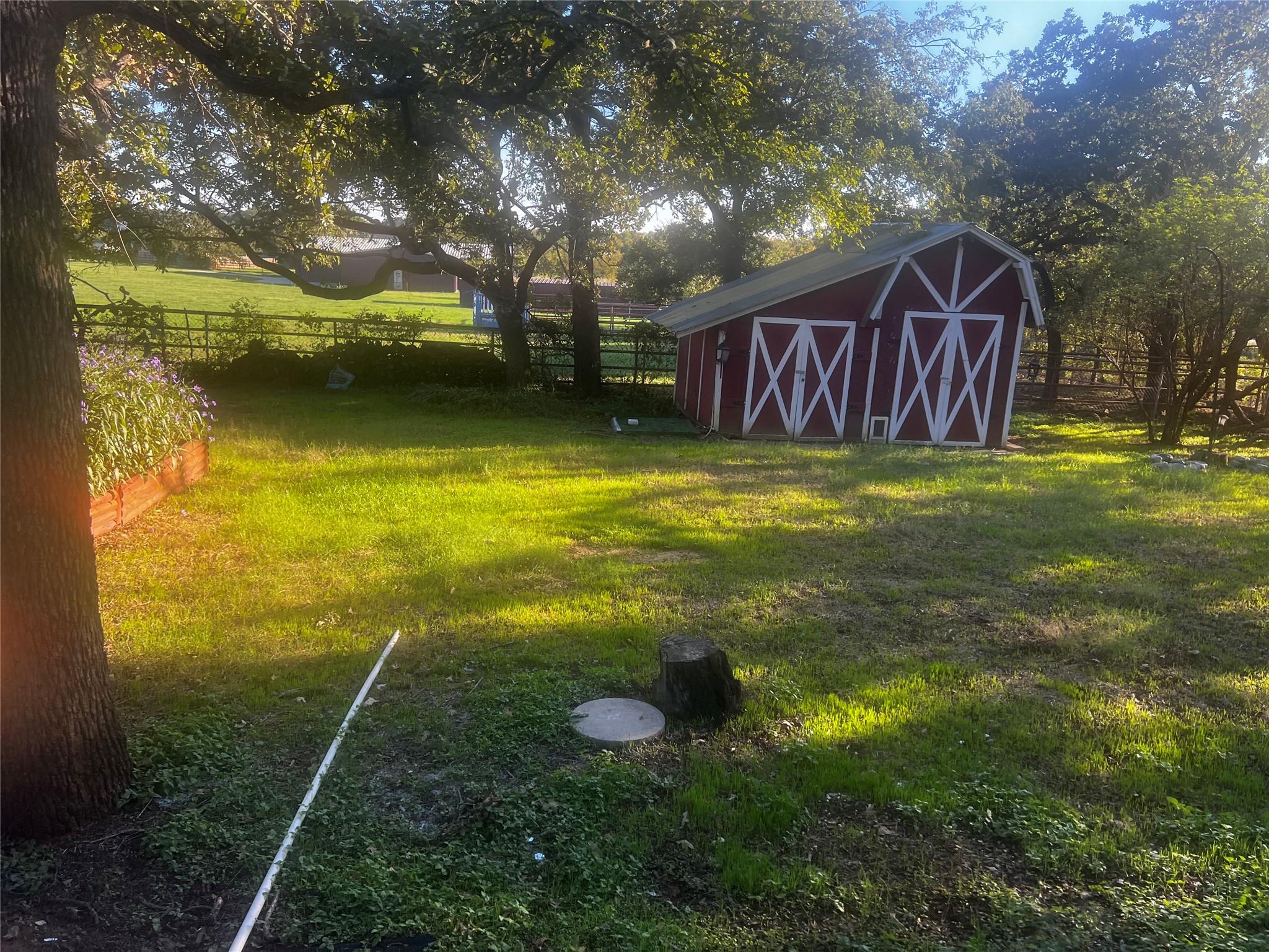 main property photo 25