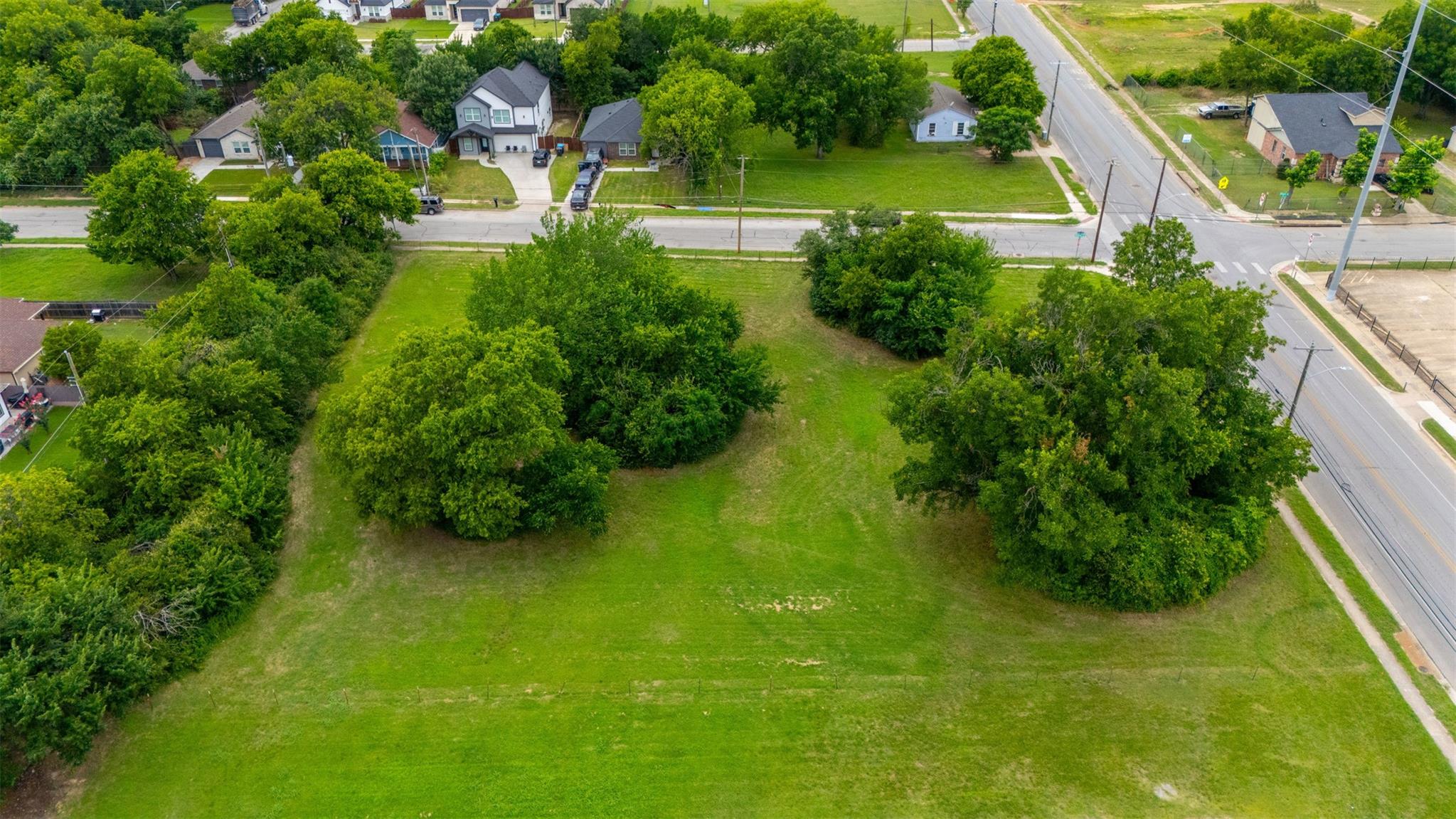 main property photo 8