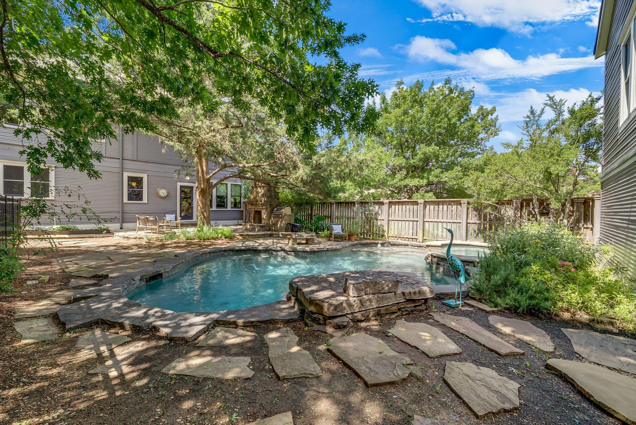 main property photo 38
