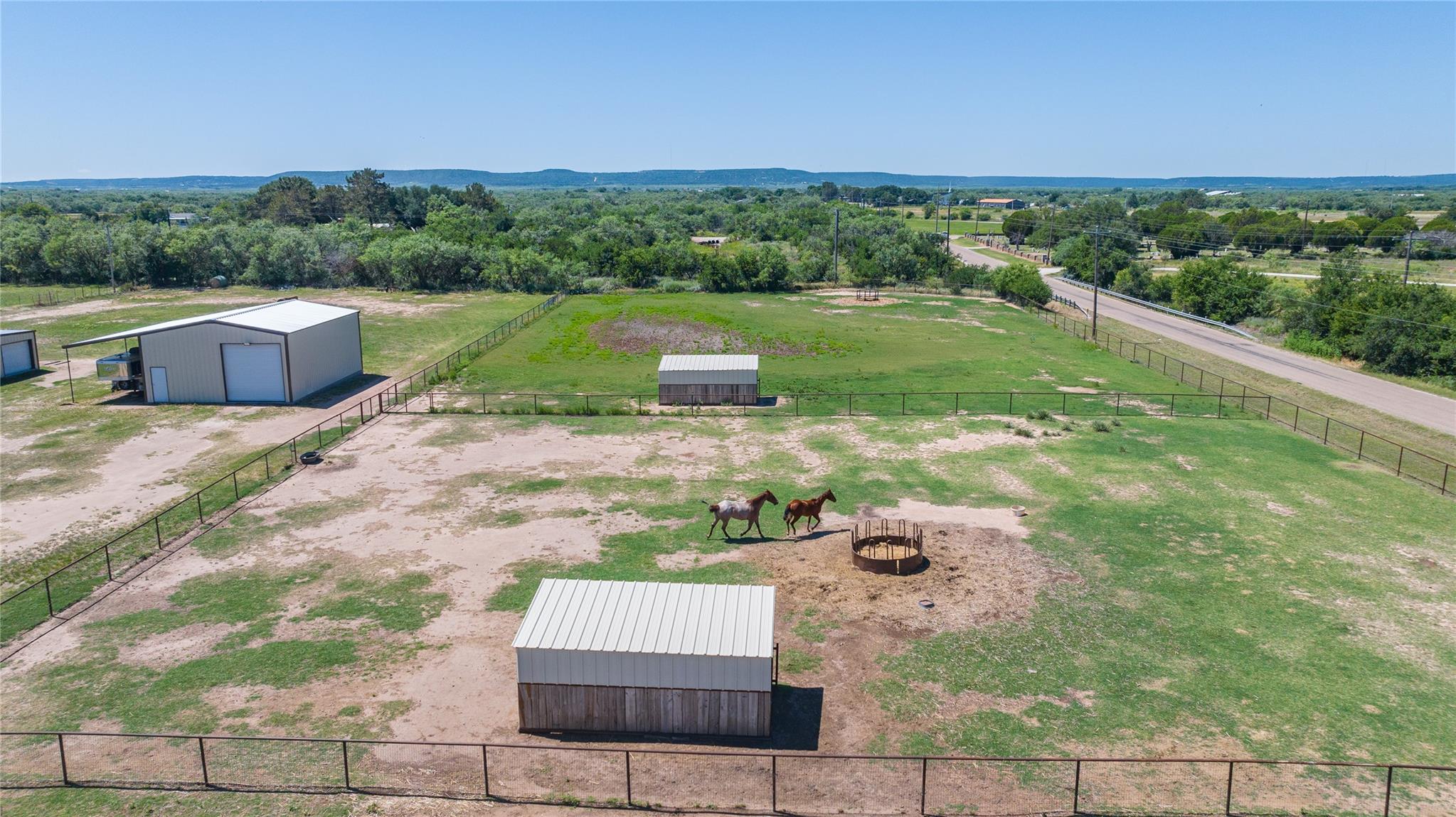 main property photo 14