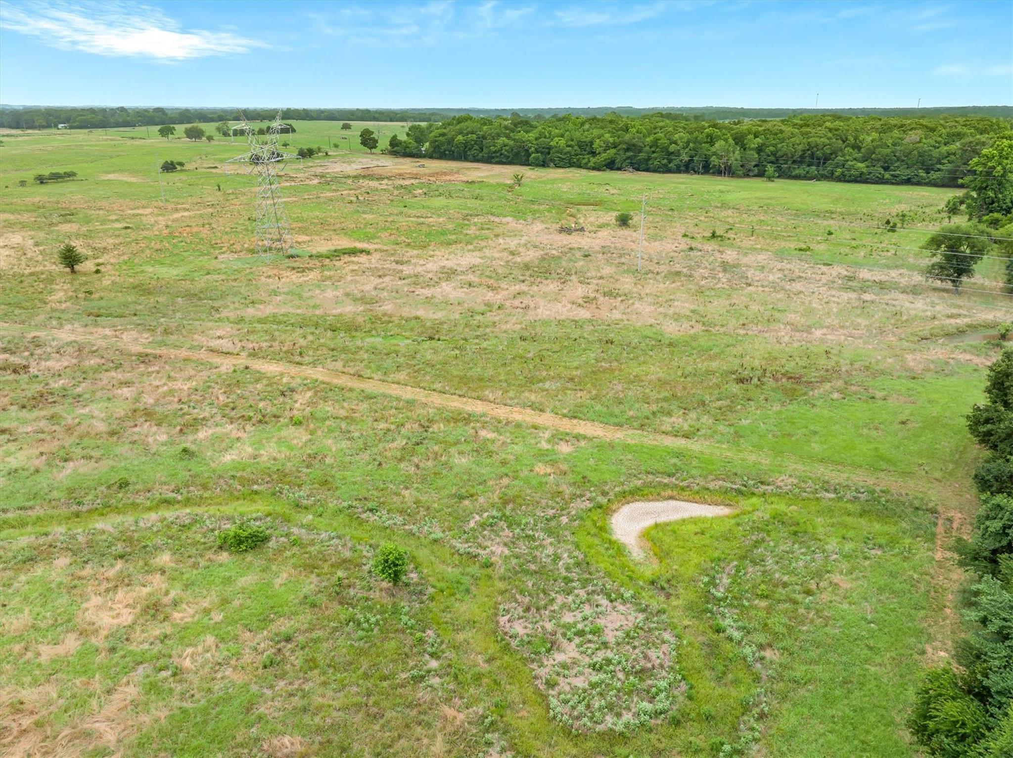 main property photo 10