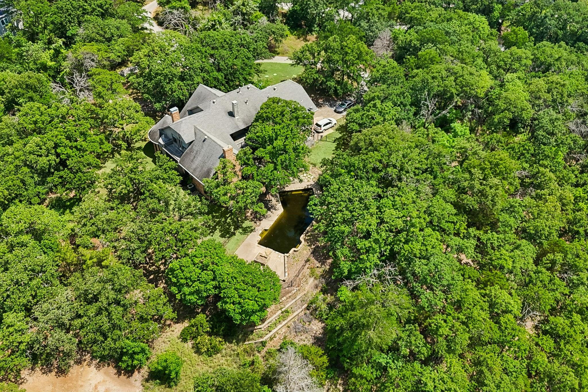 main property photo 35