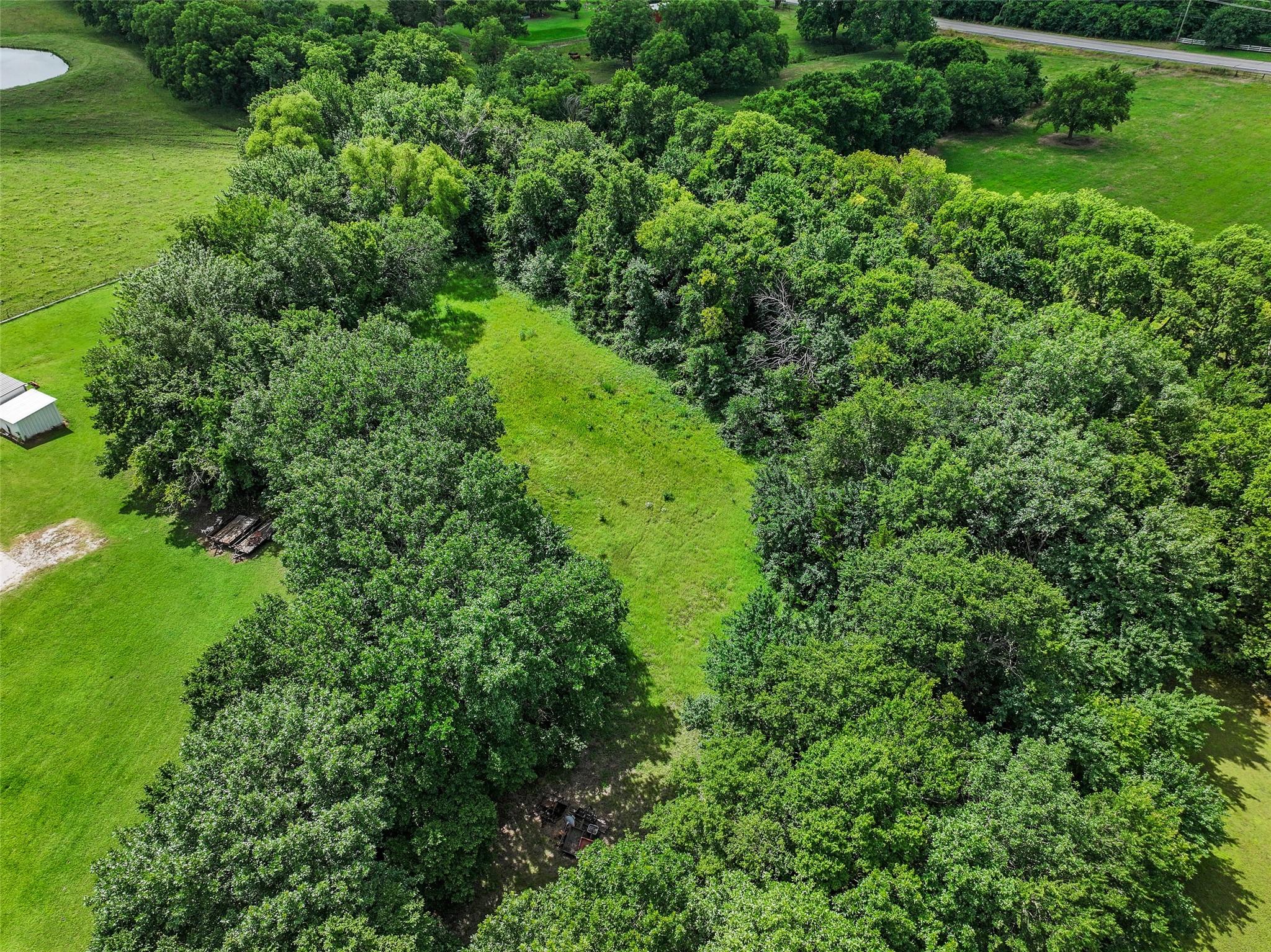 main property photo 35