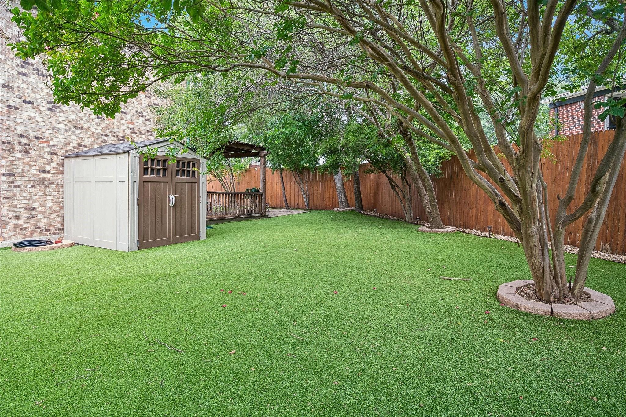 main property photo 23