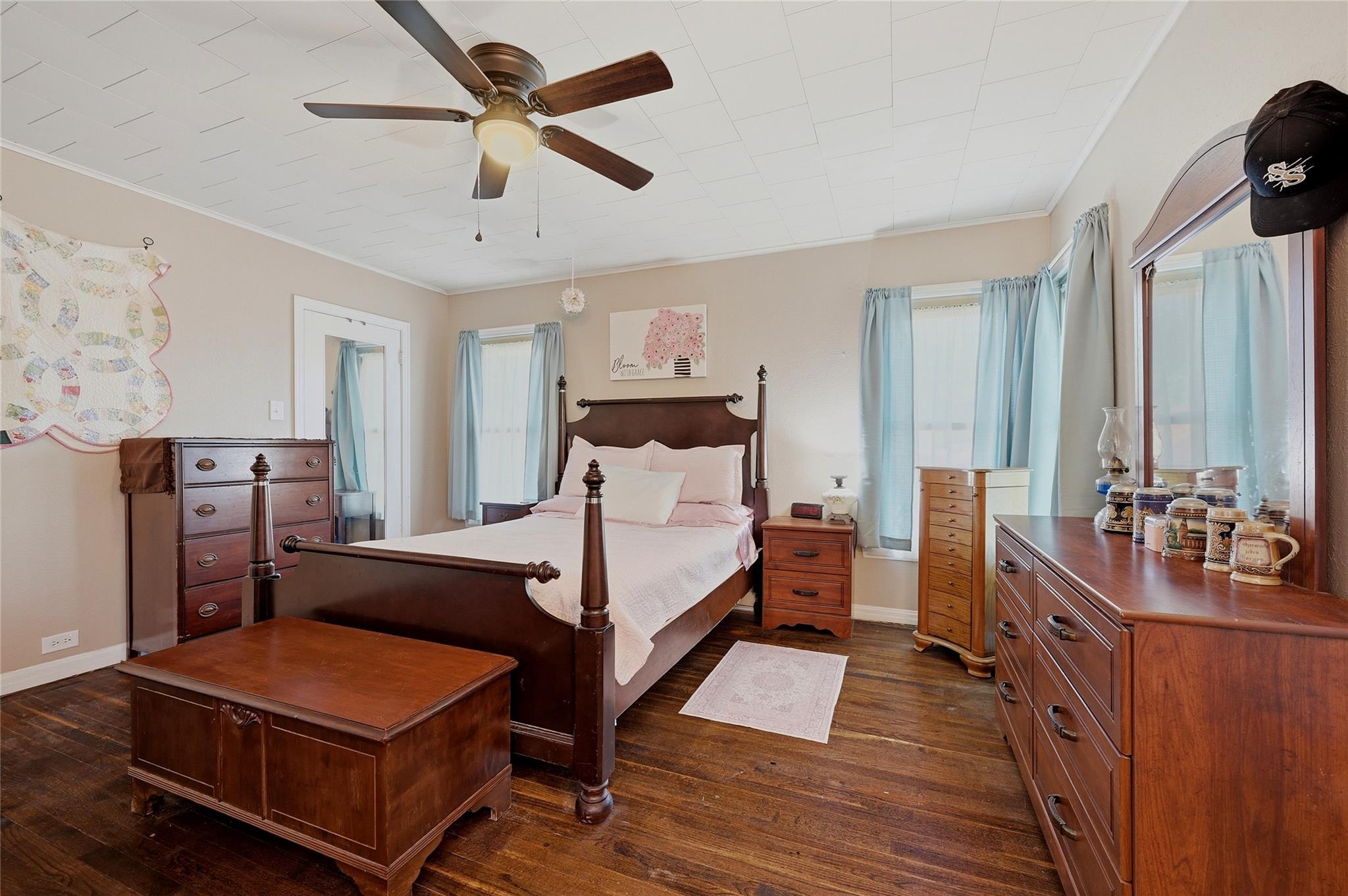 main property photo 21