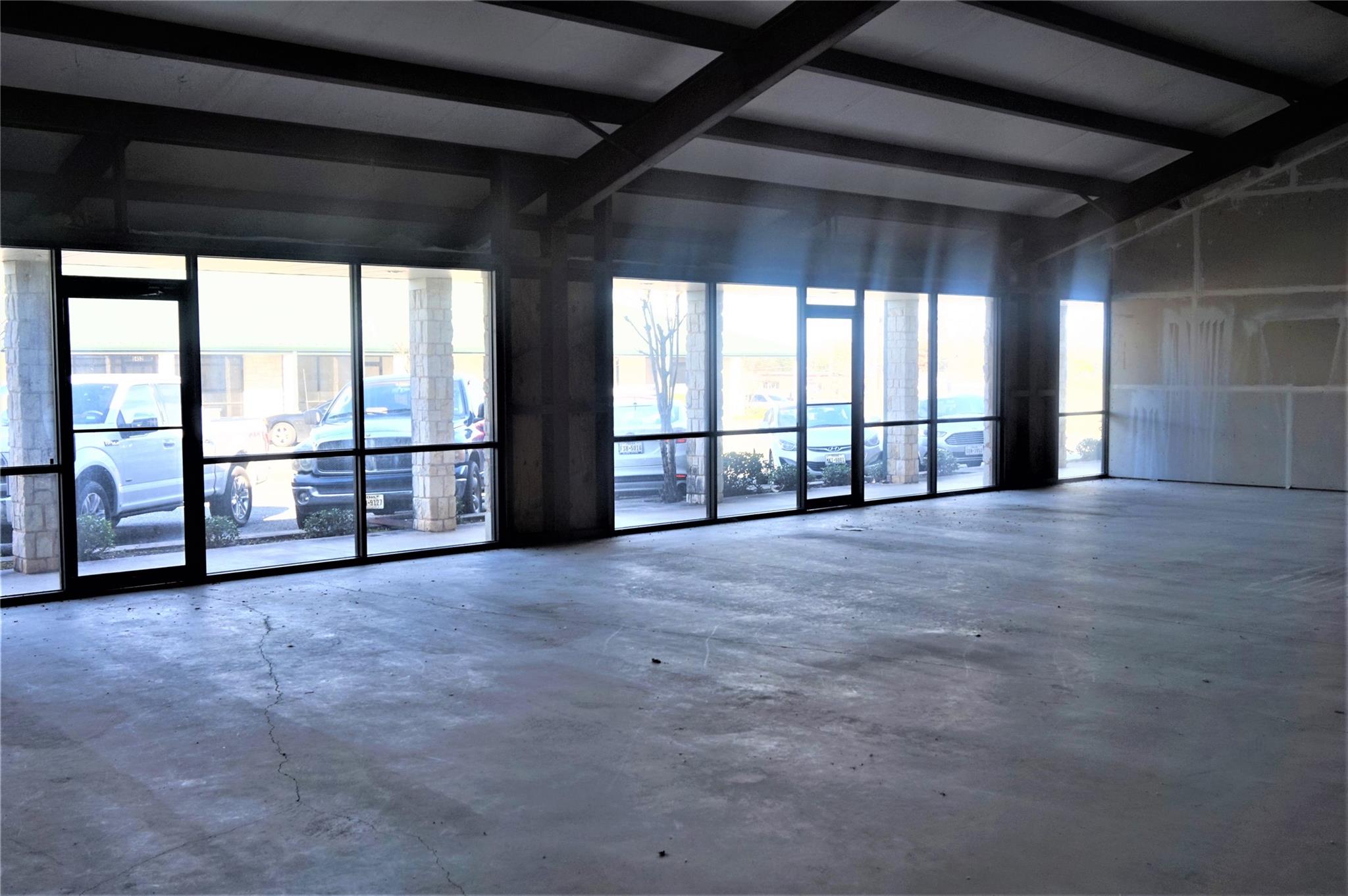 main property photo 6