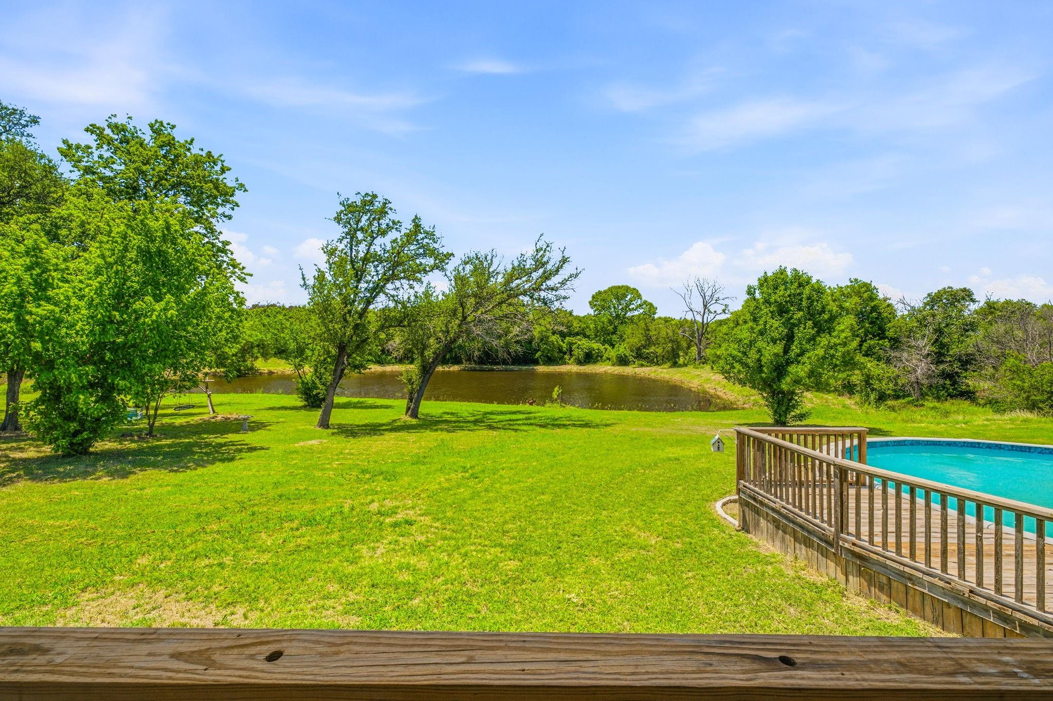 main property photo 28