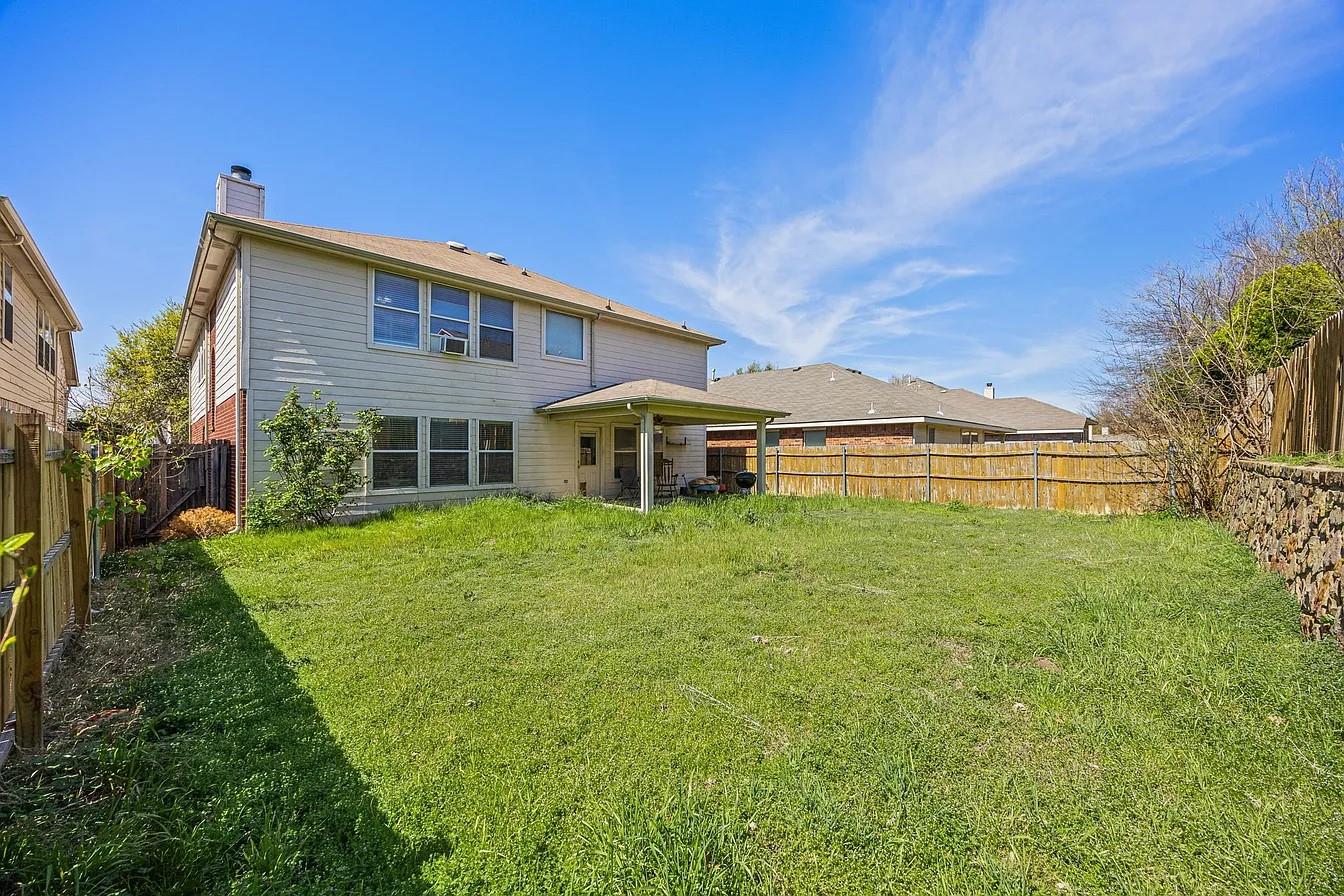 main property photo 2