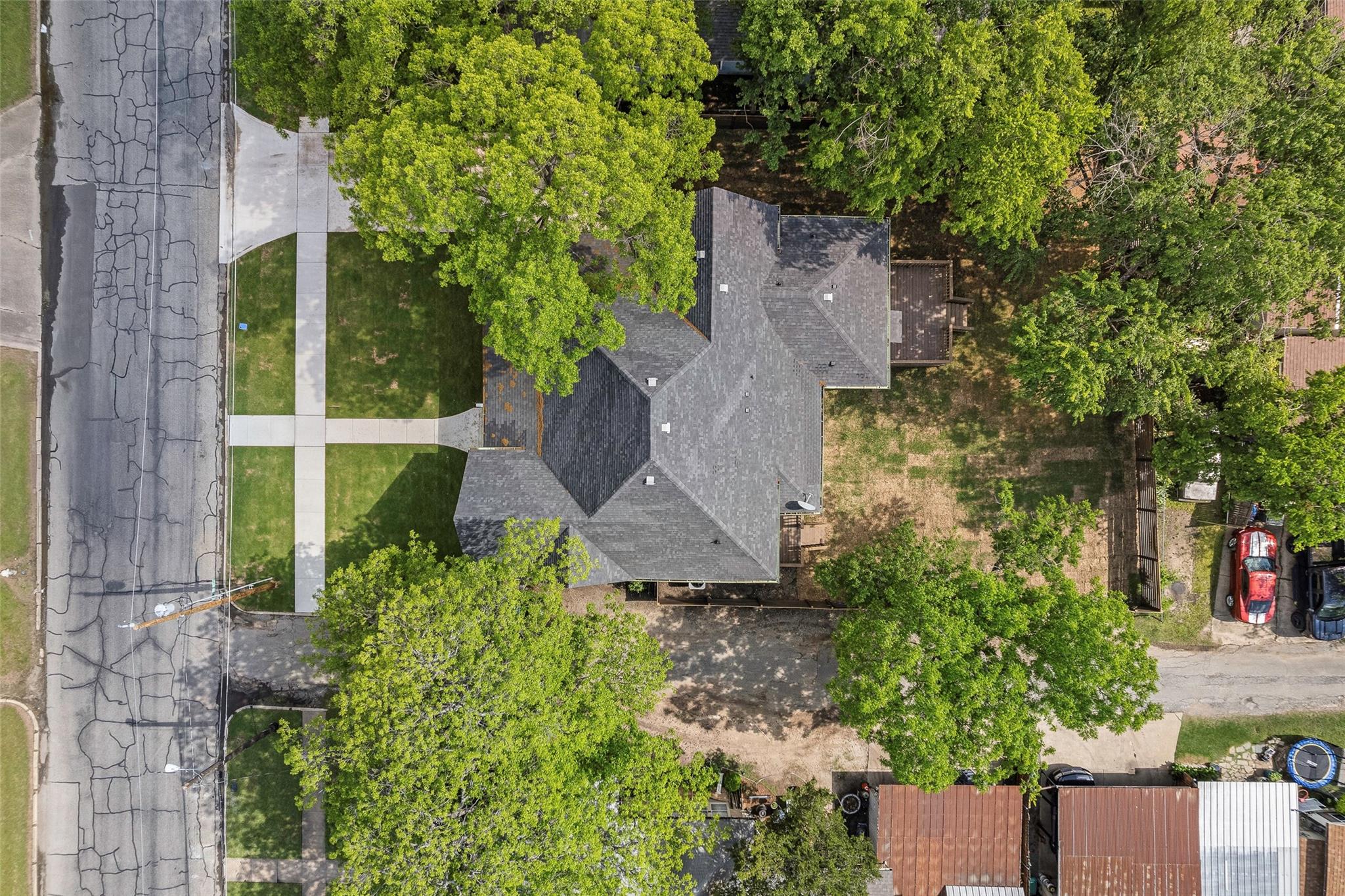 main property photo 24