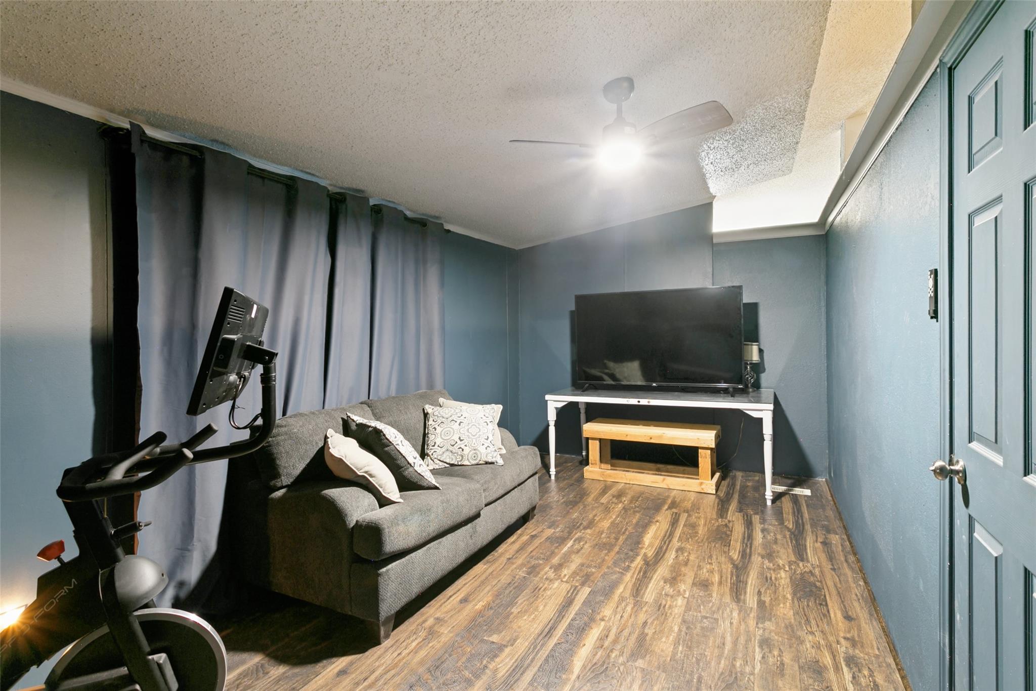 property viewer photo 17
