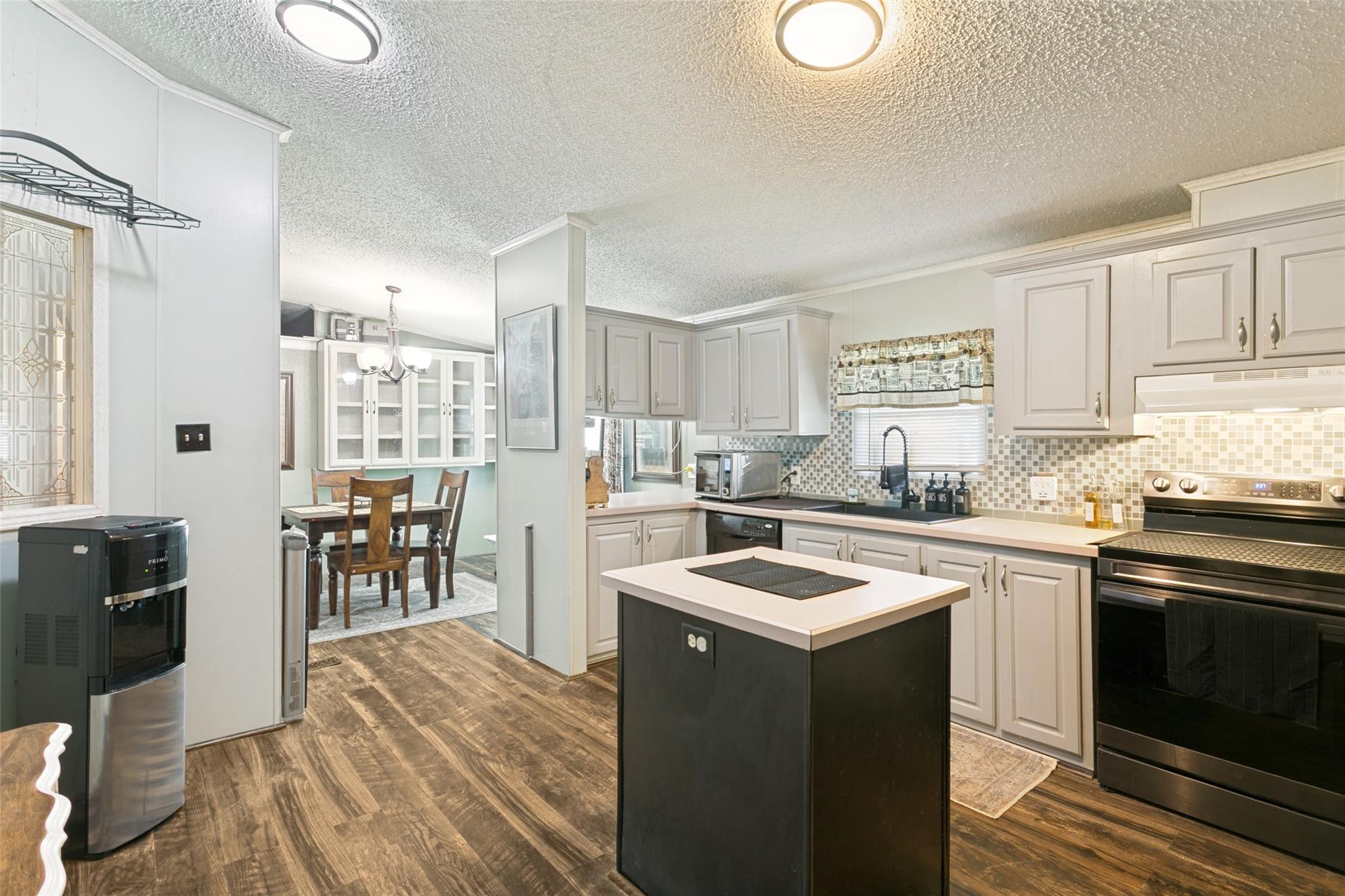 property viewer photo 19