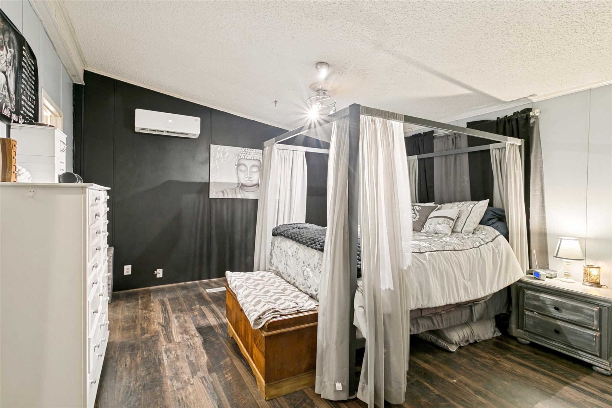 property viewer photo 4