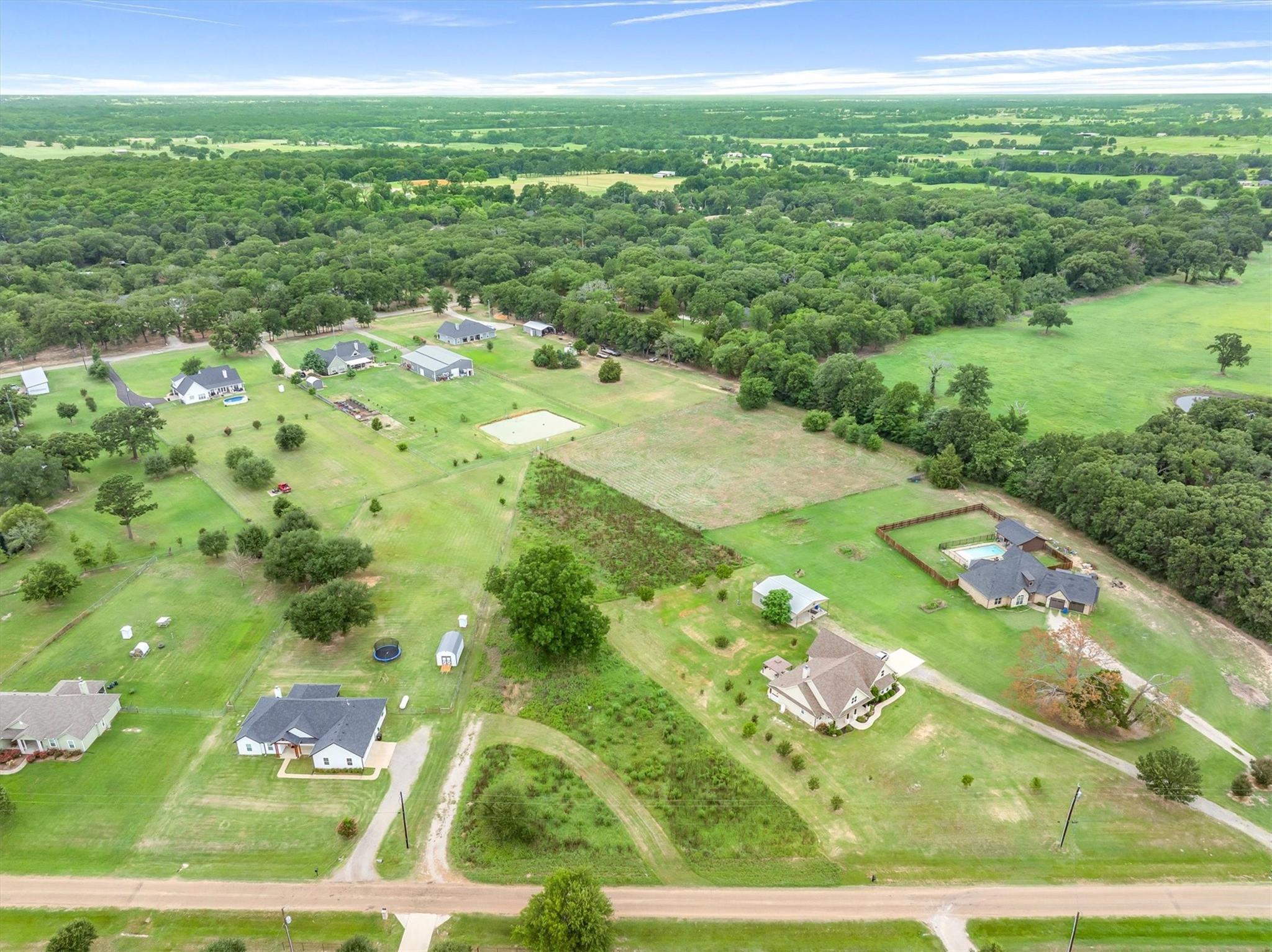 main property photo 3