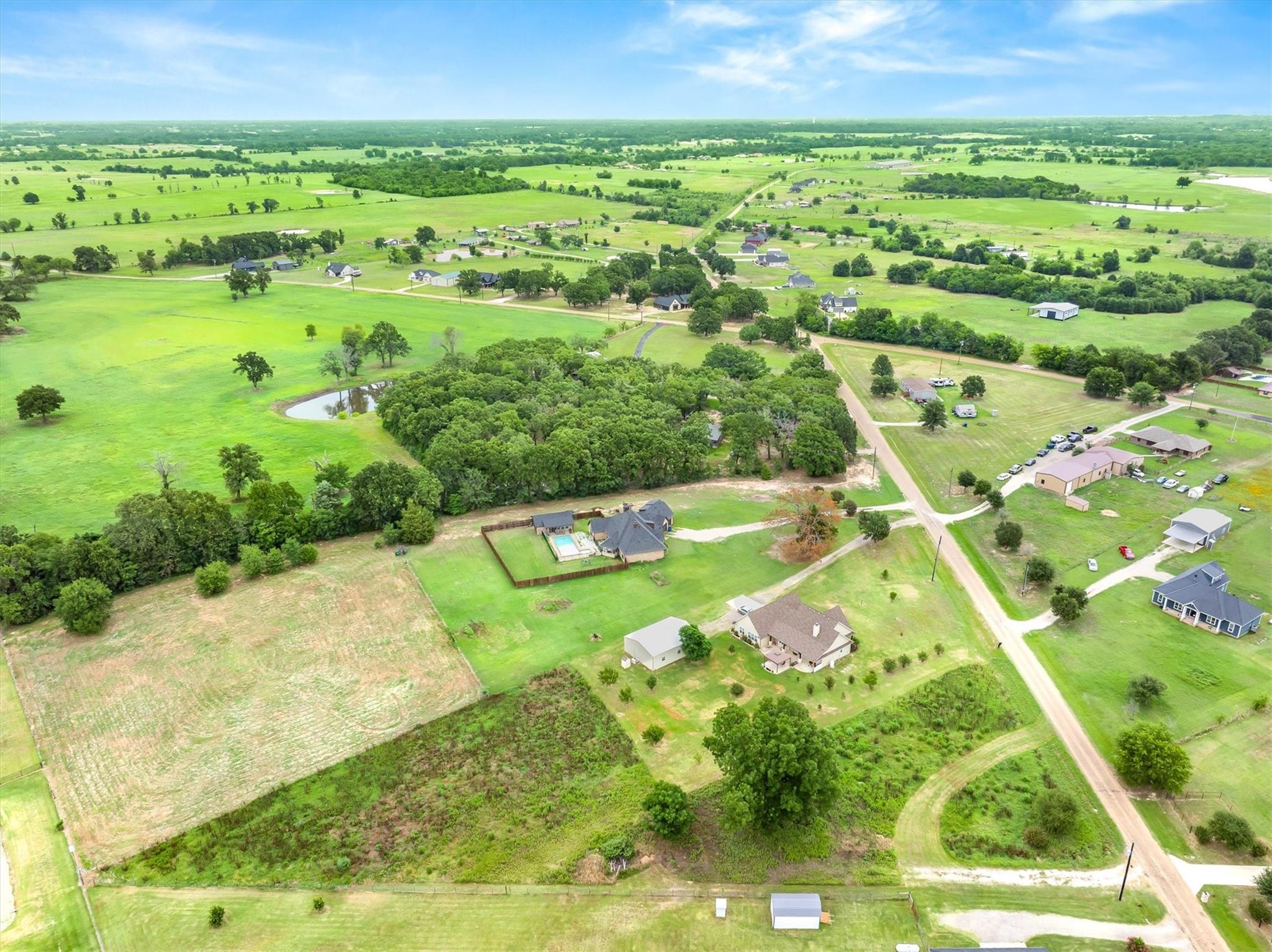 main property photo 6