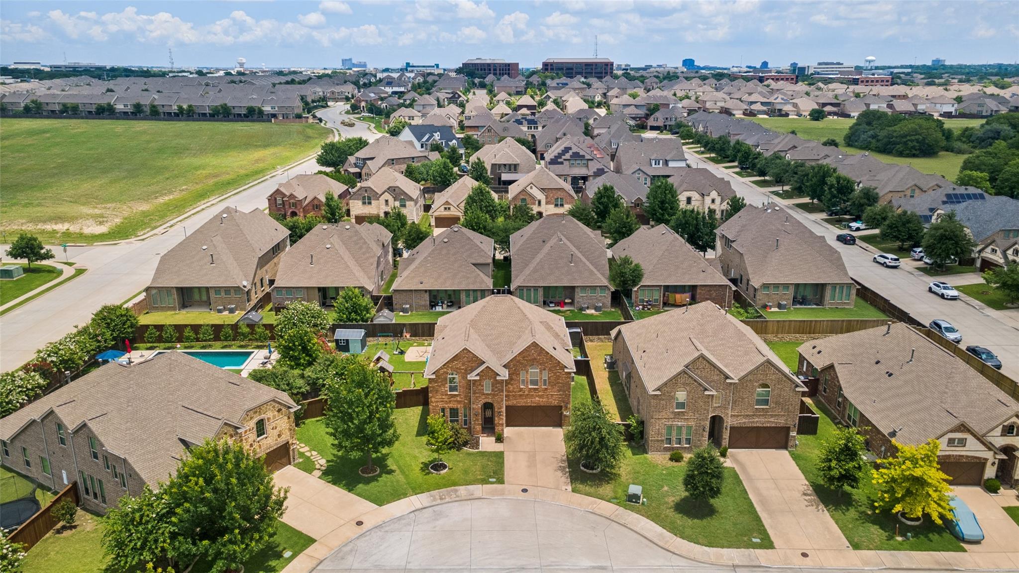 main property photo 36