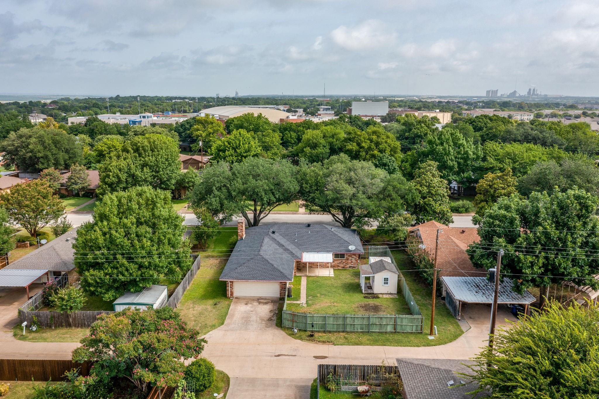 main property photo 3