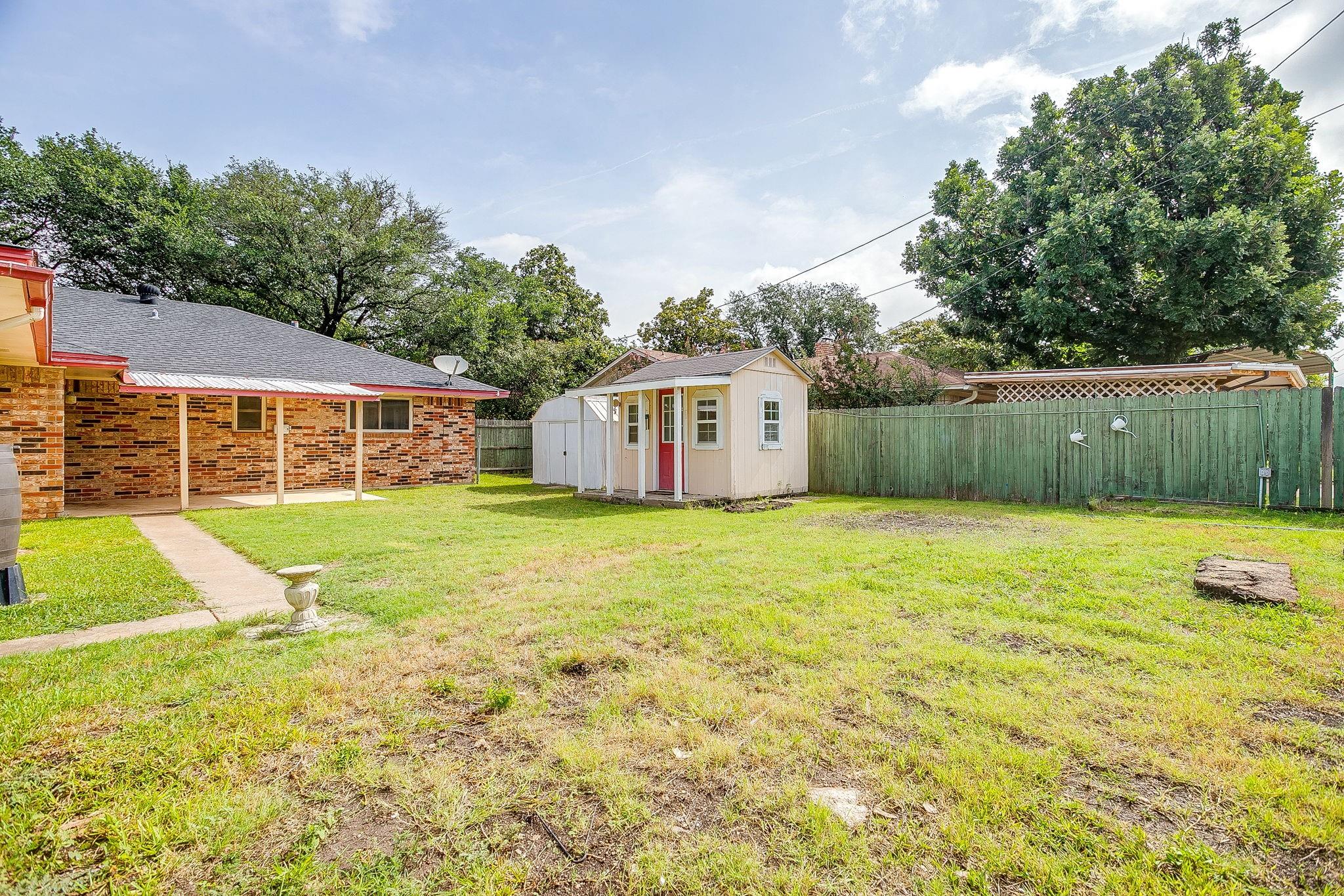 main property photo 36