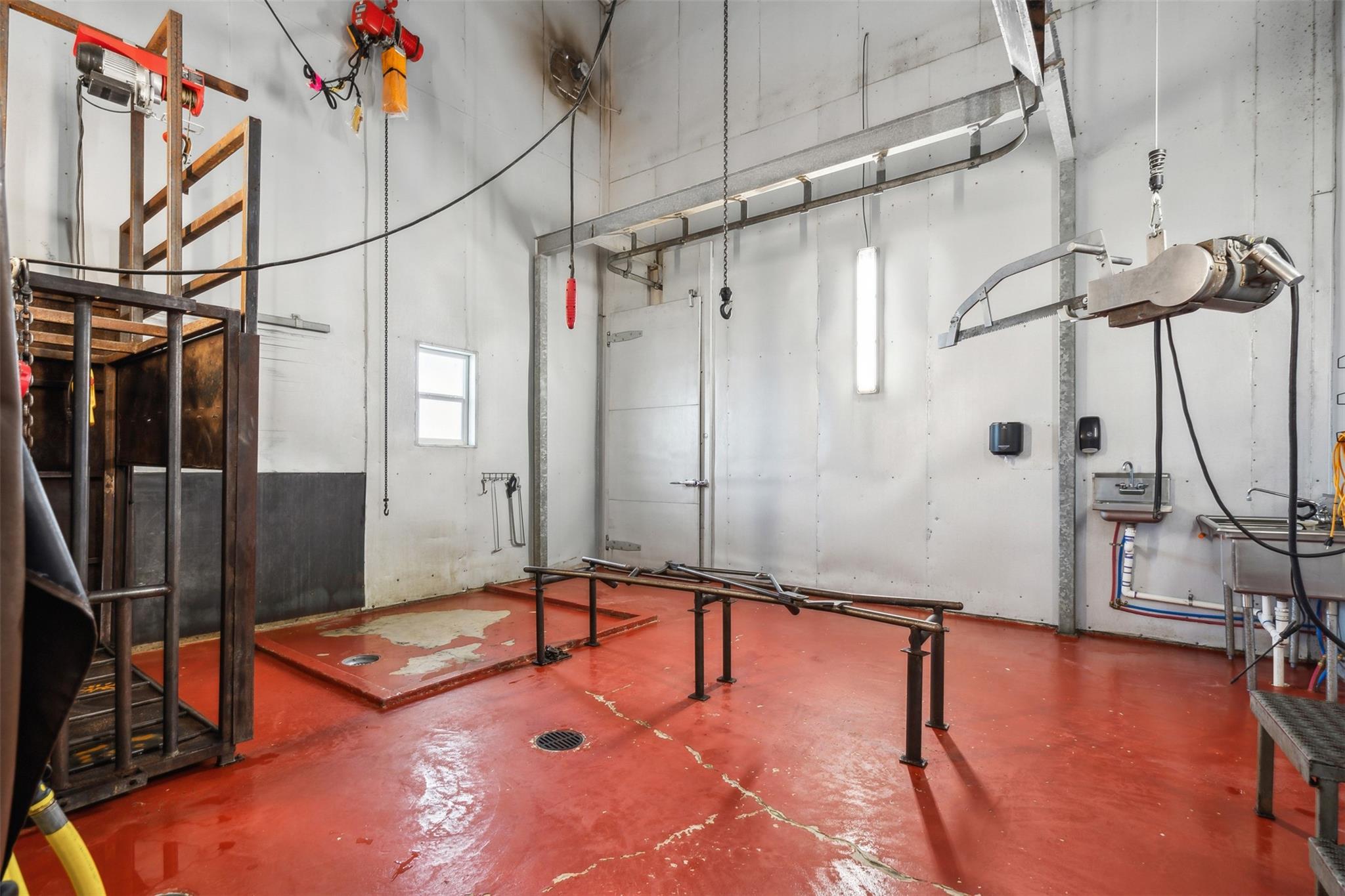 main property photo 12