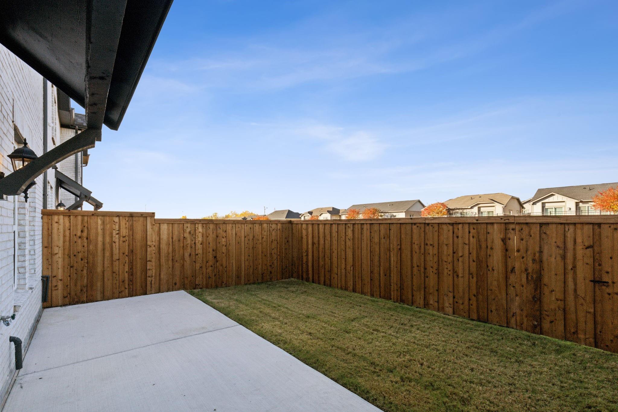 main property photo 24