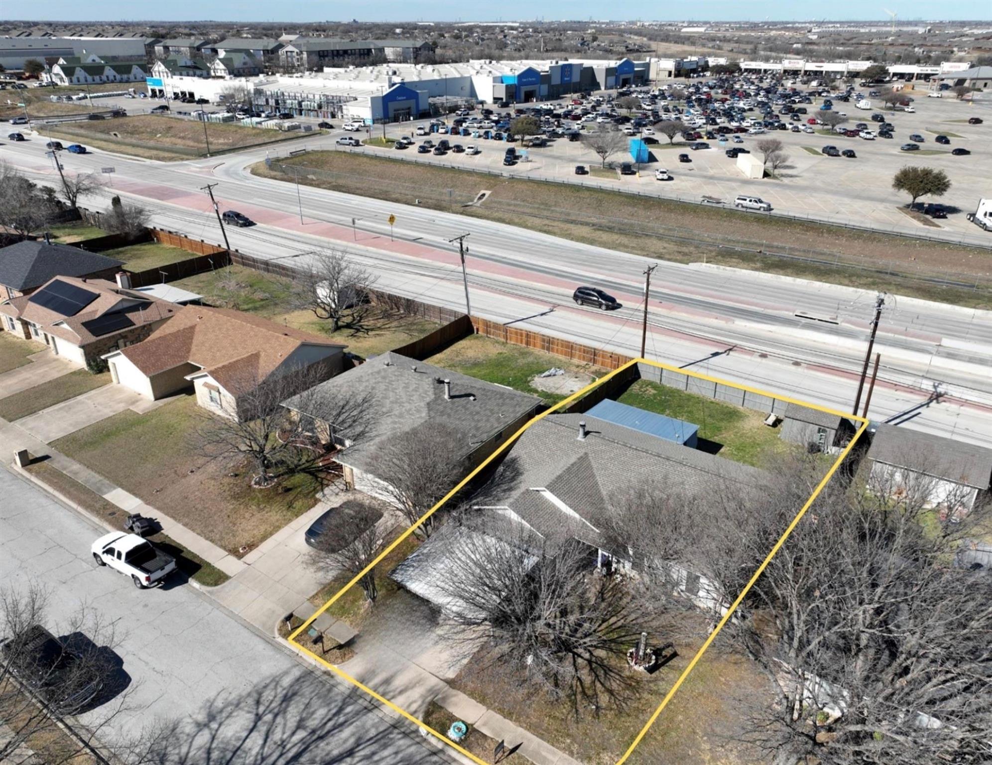 main property photo 14