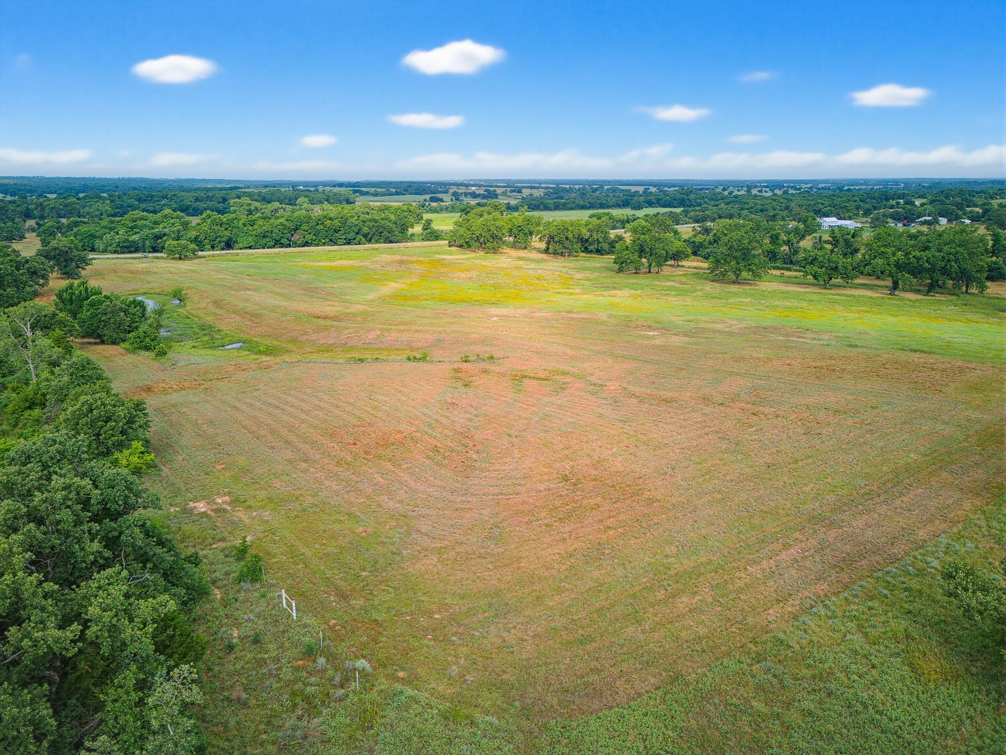 main property photo 25
