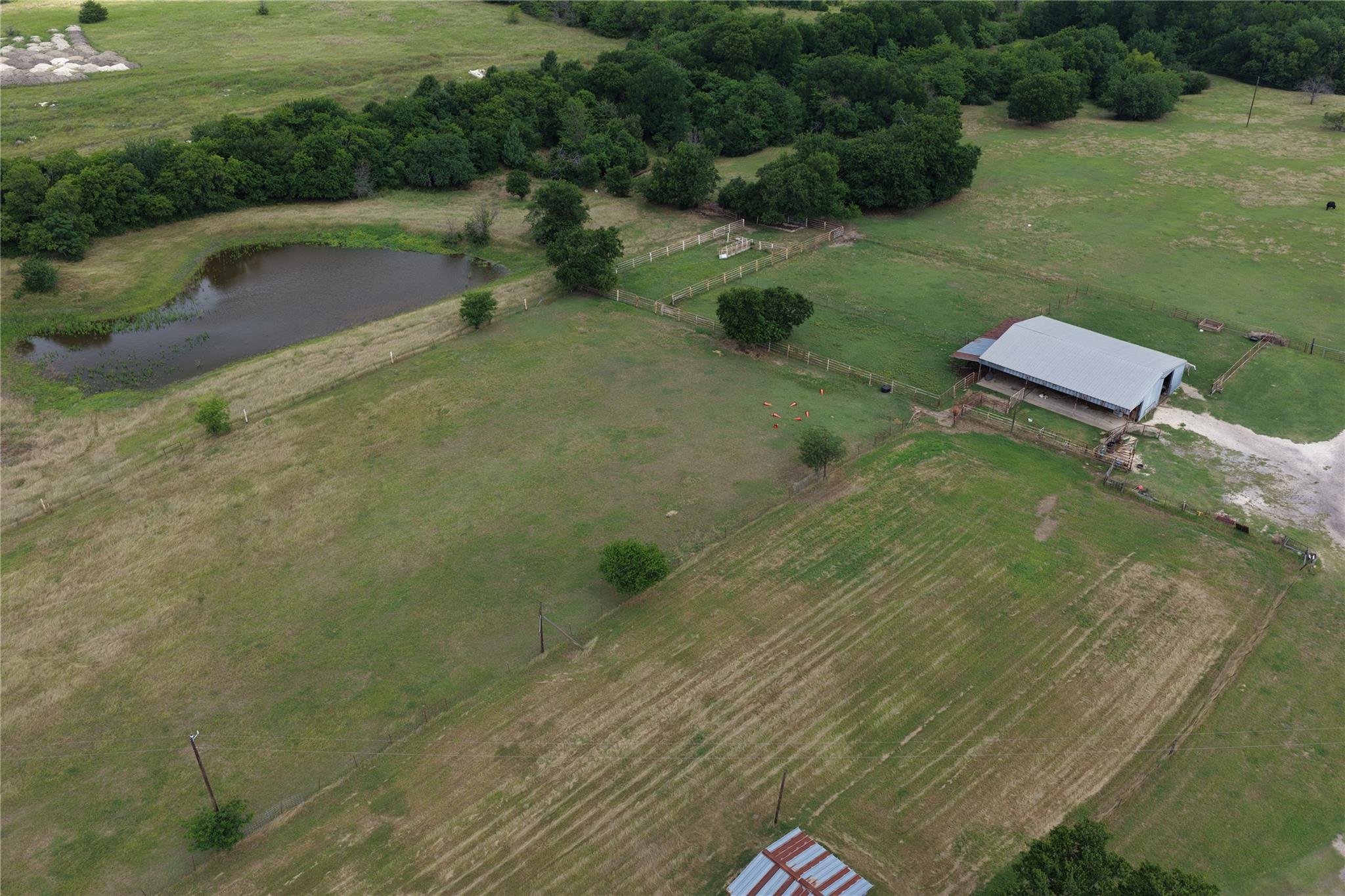 main property photo 10