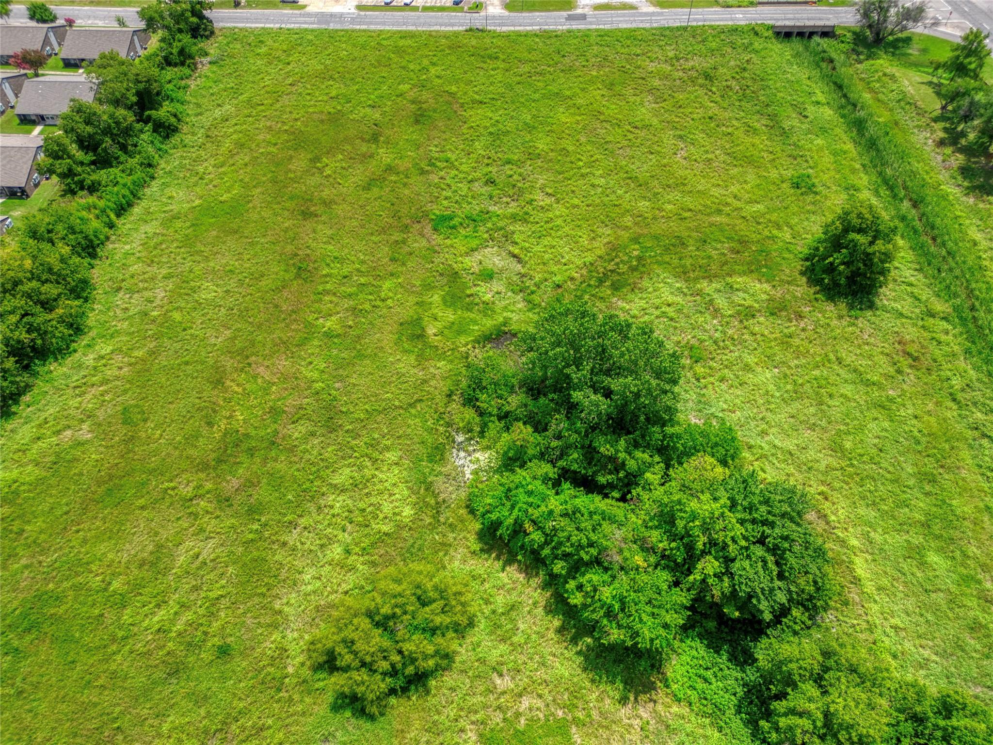 main property photo 7