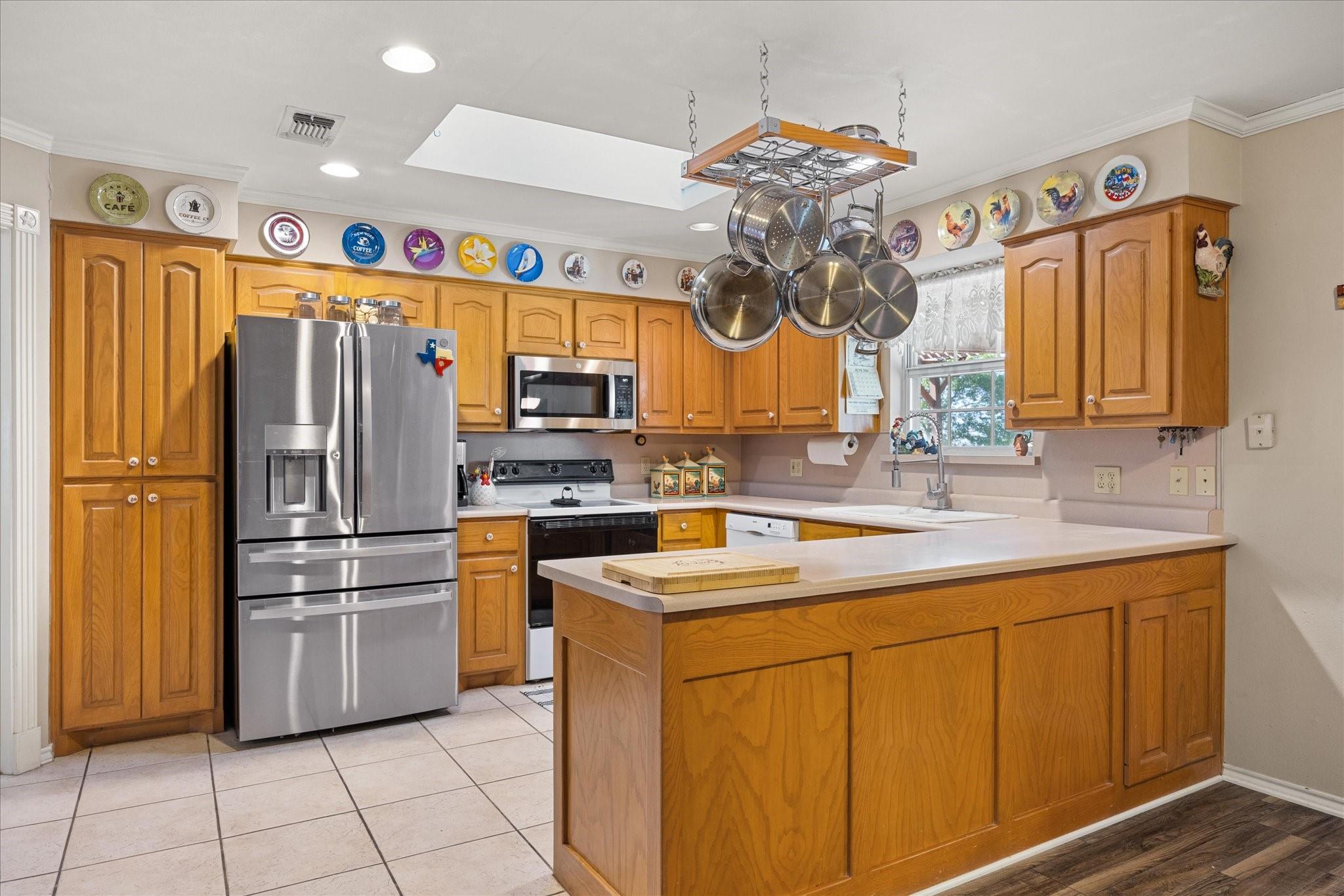 main property photo 18