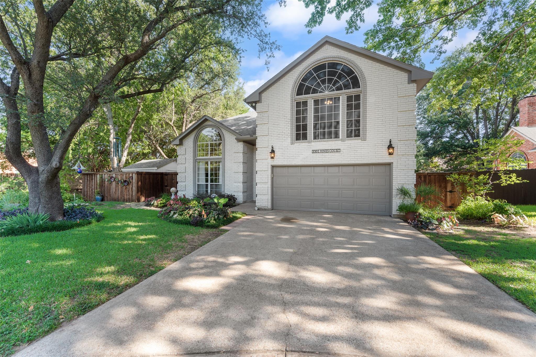 main property photo 10