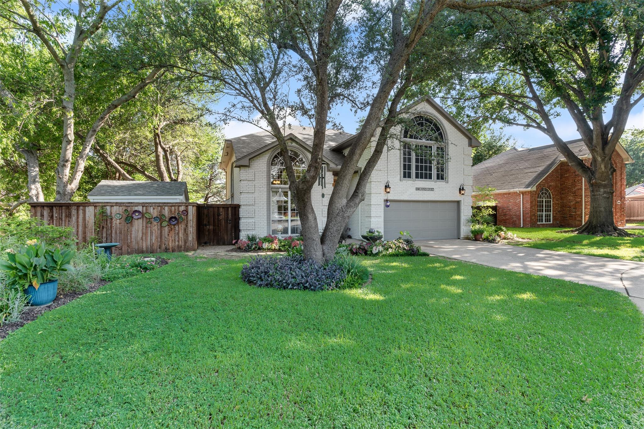 main property photo 6