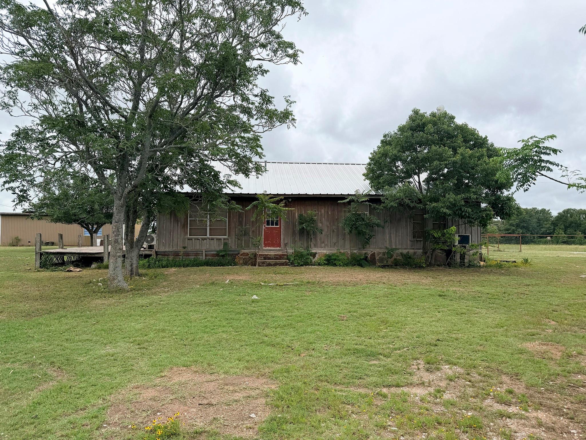 main property photo 36