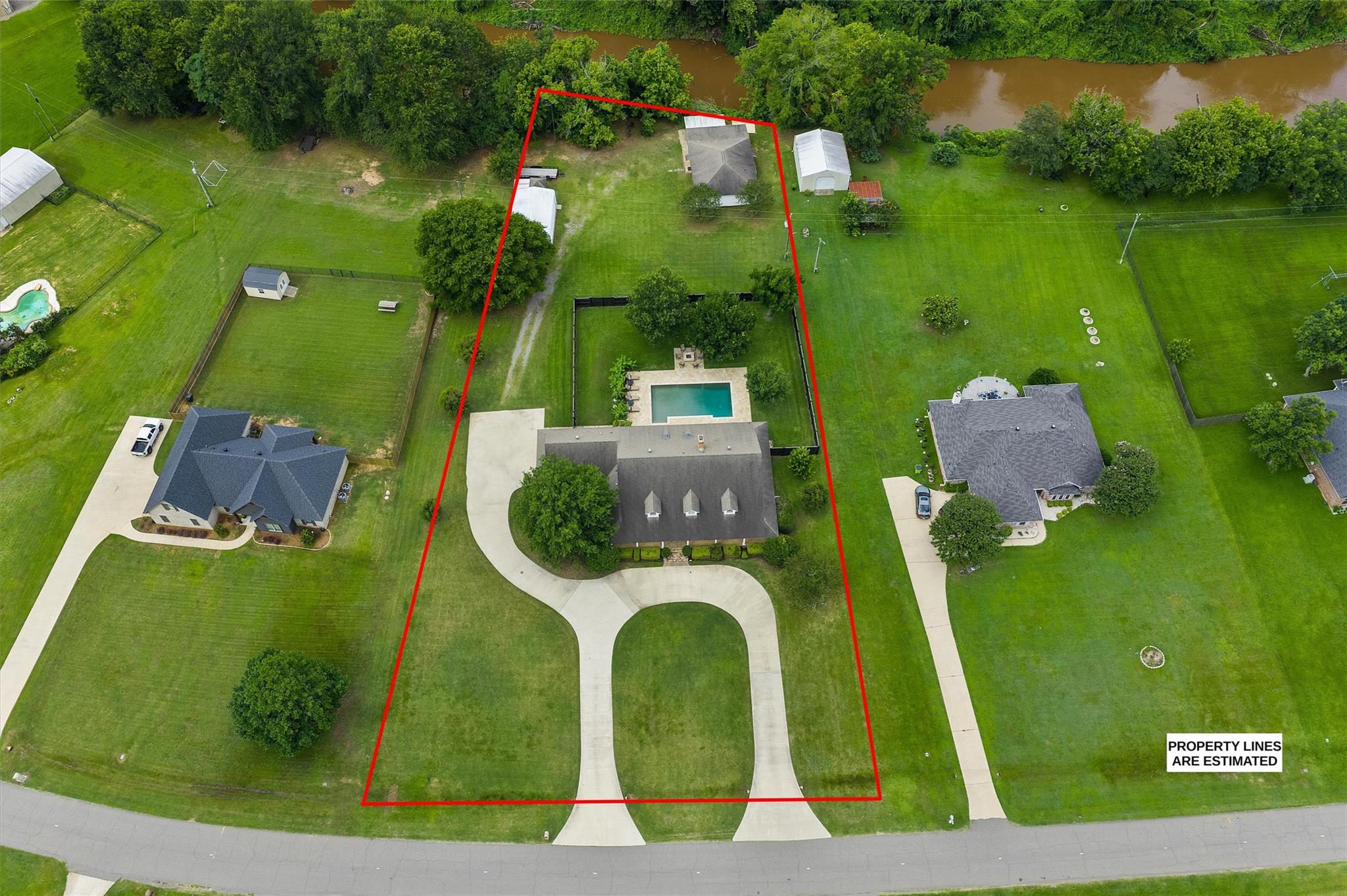 main property photo 2