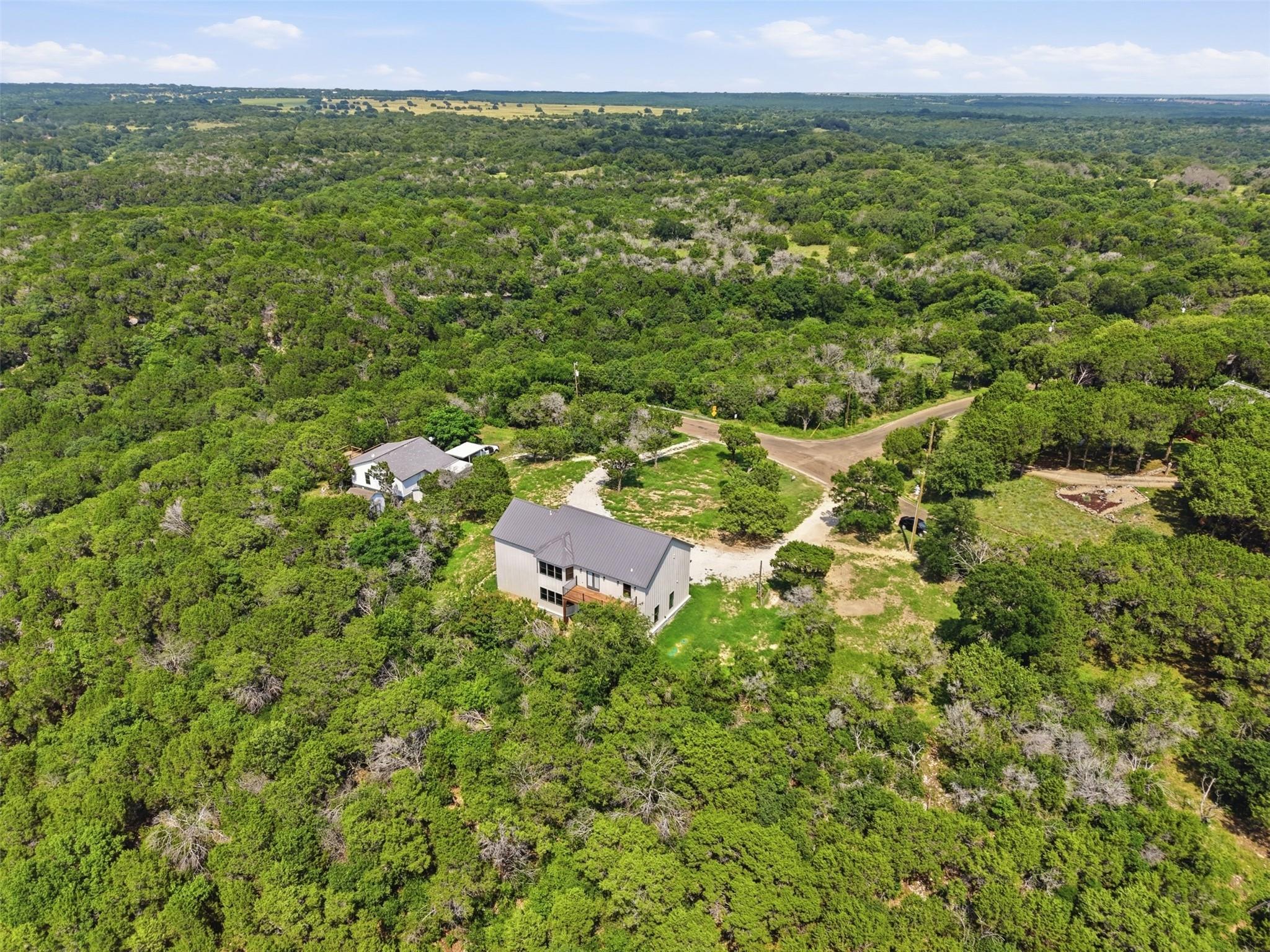 main property photo 37