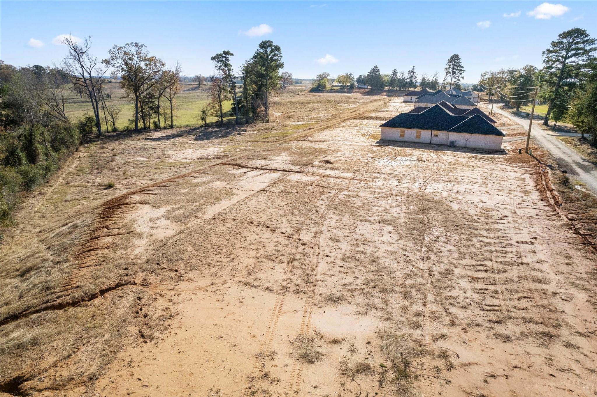 main property photo 9