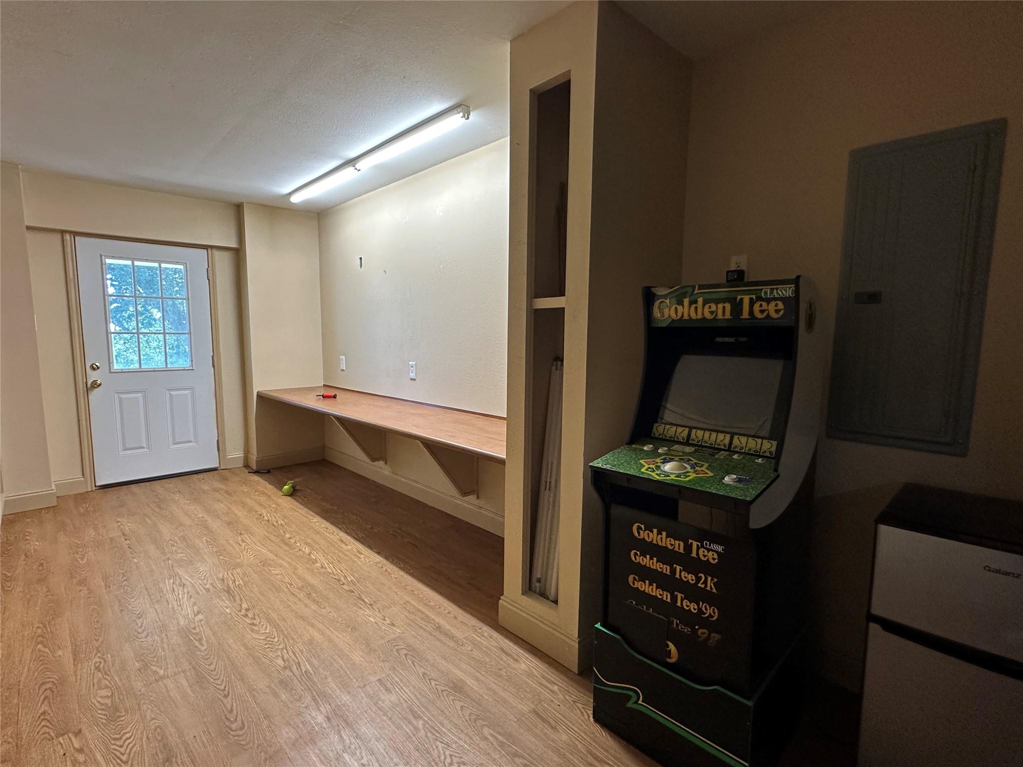 property viewer photo 23