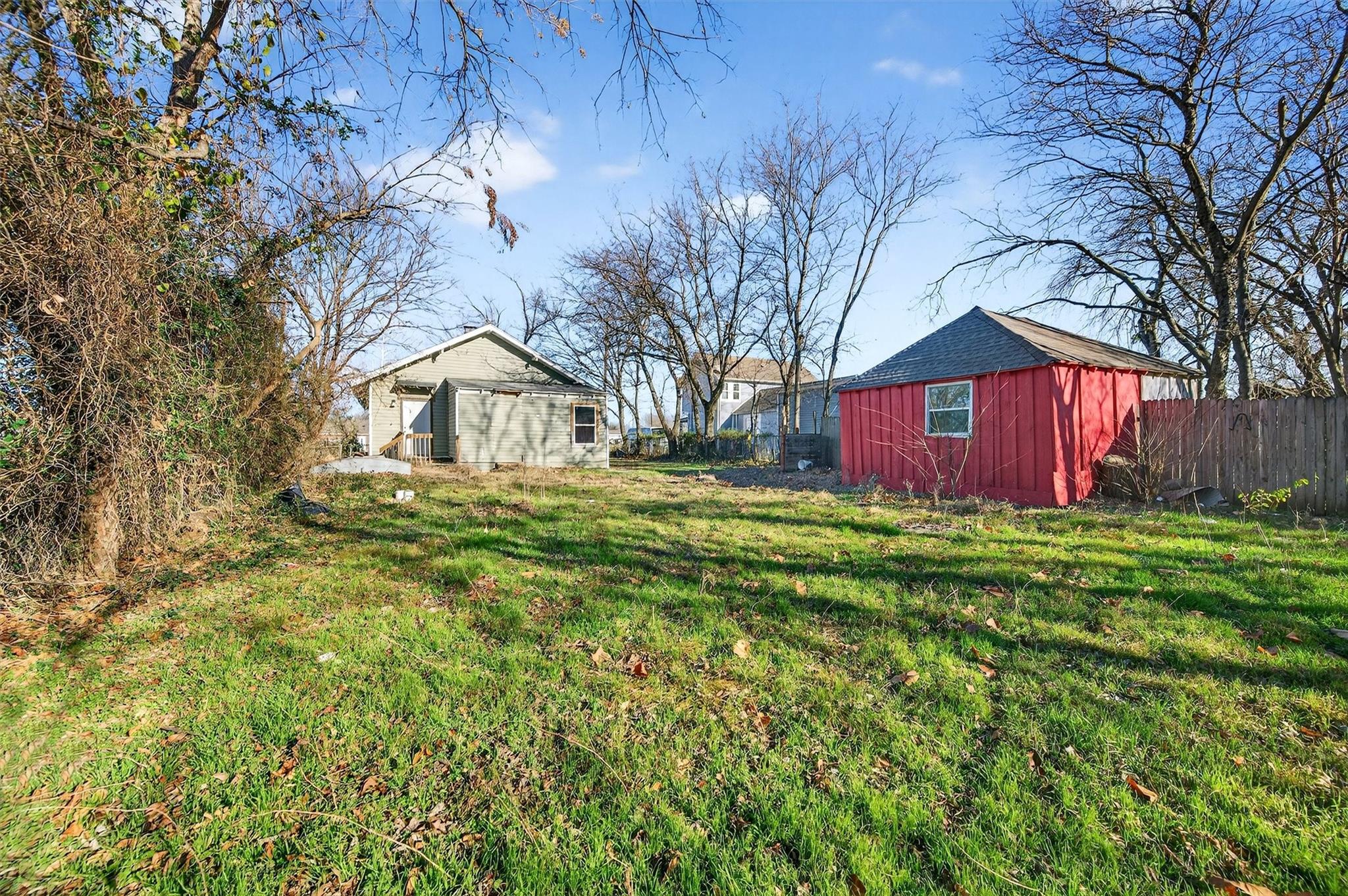 main property photo 20