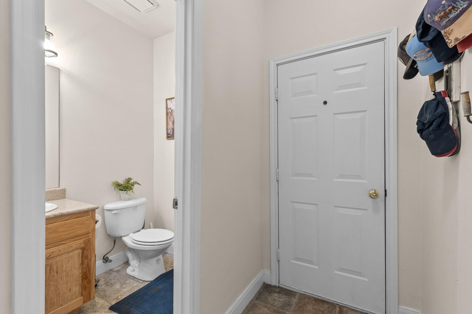 main property photo 17