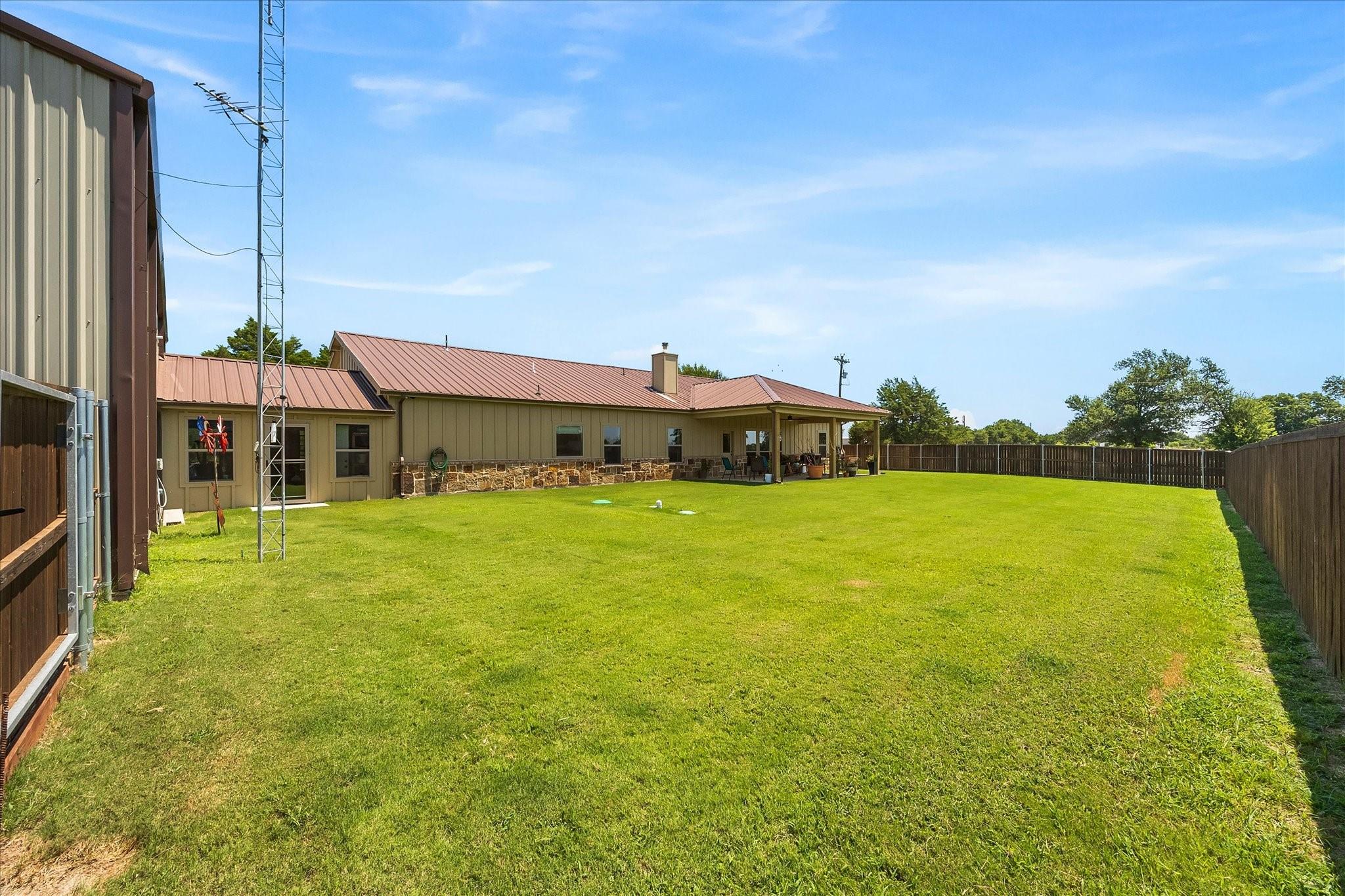 main property photo 38