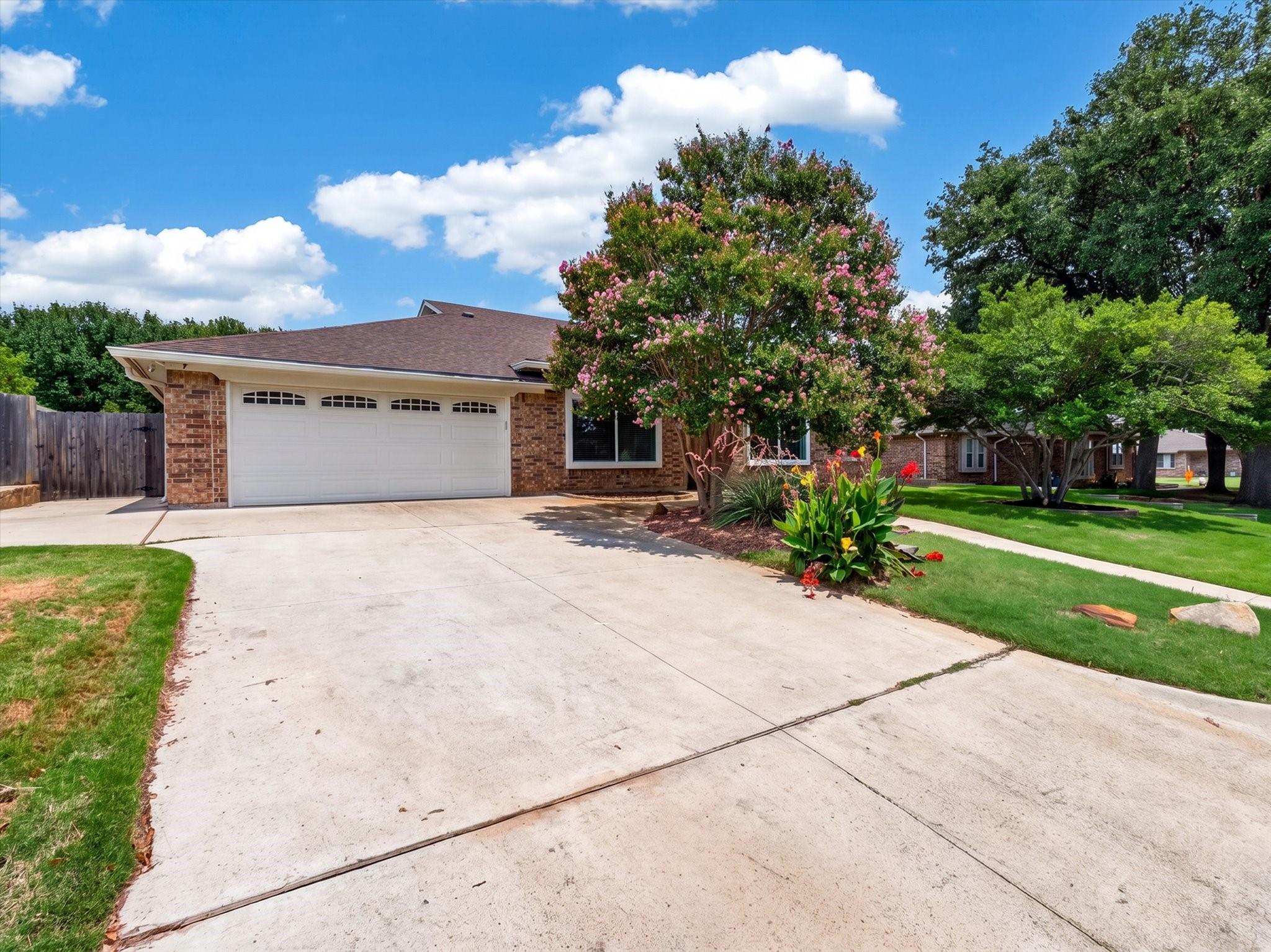 property viewer photo 2