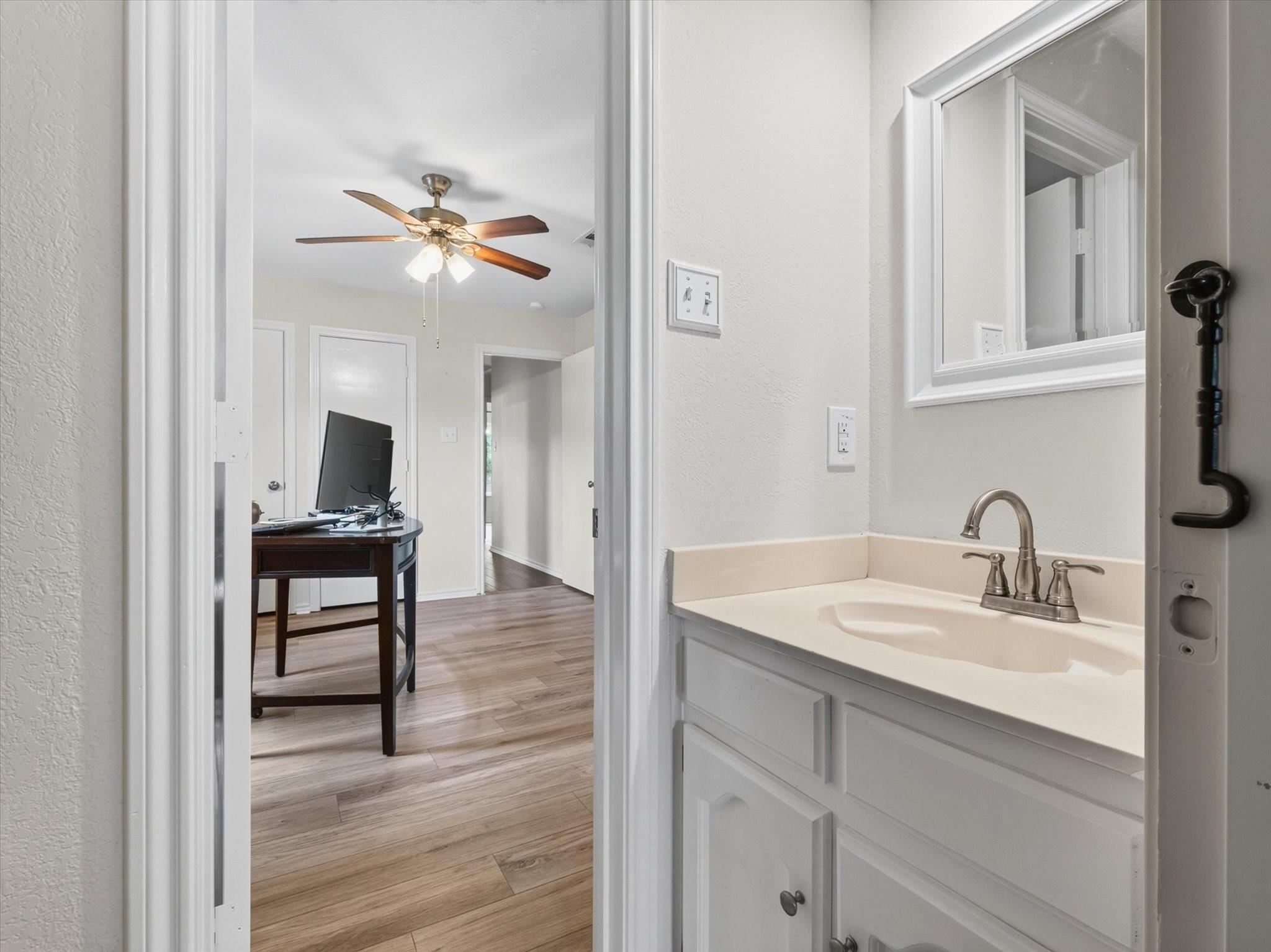property viewer photo 30