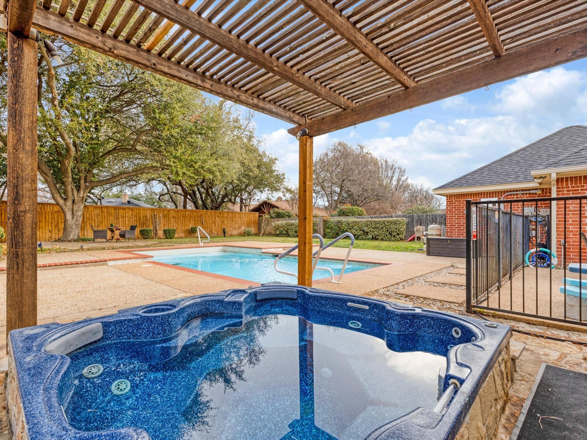 main property photo 35