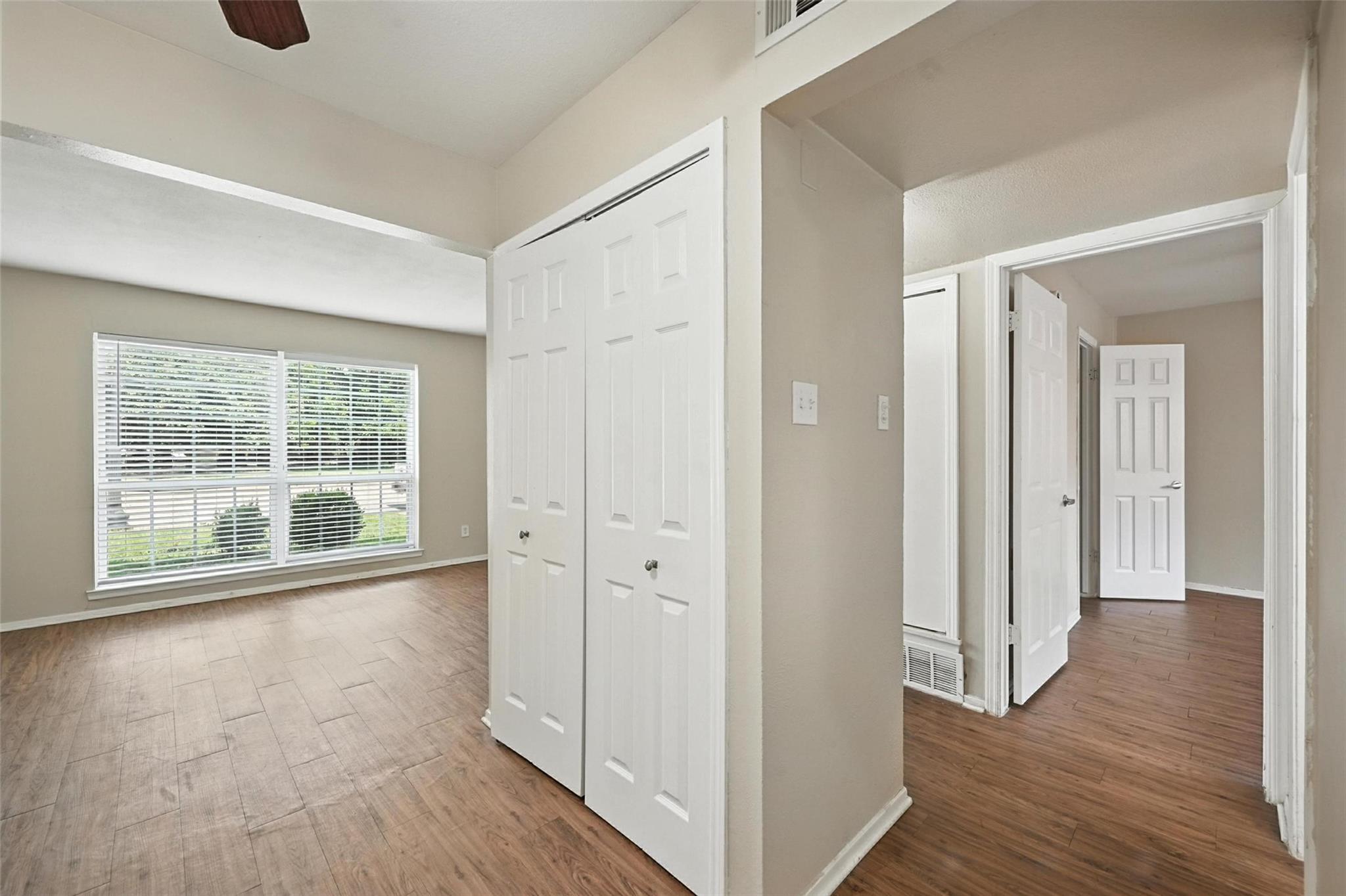 property viewer photo 17