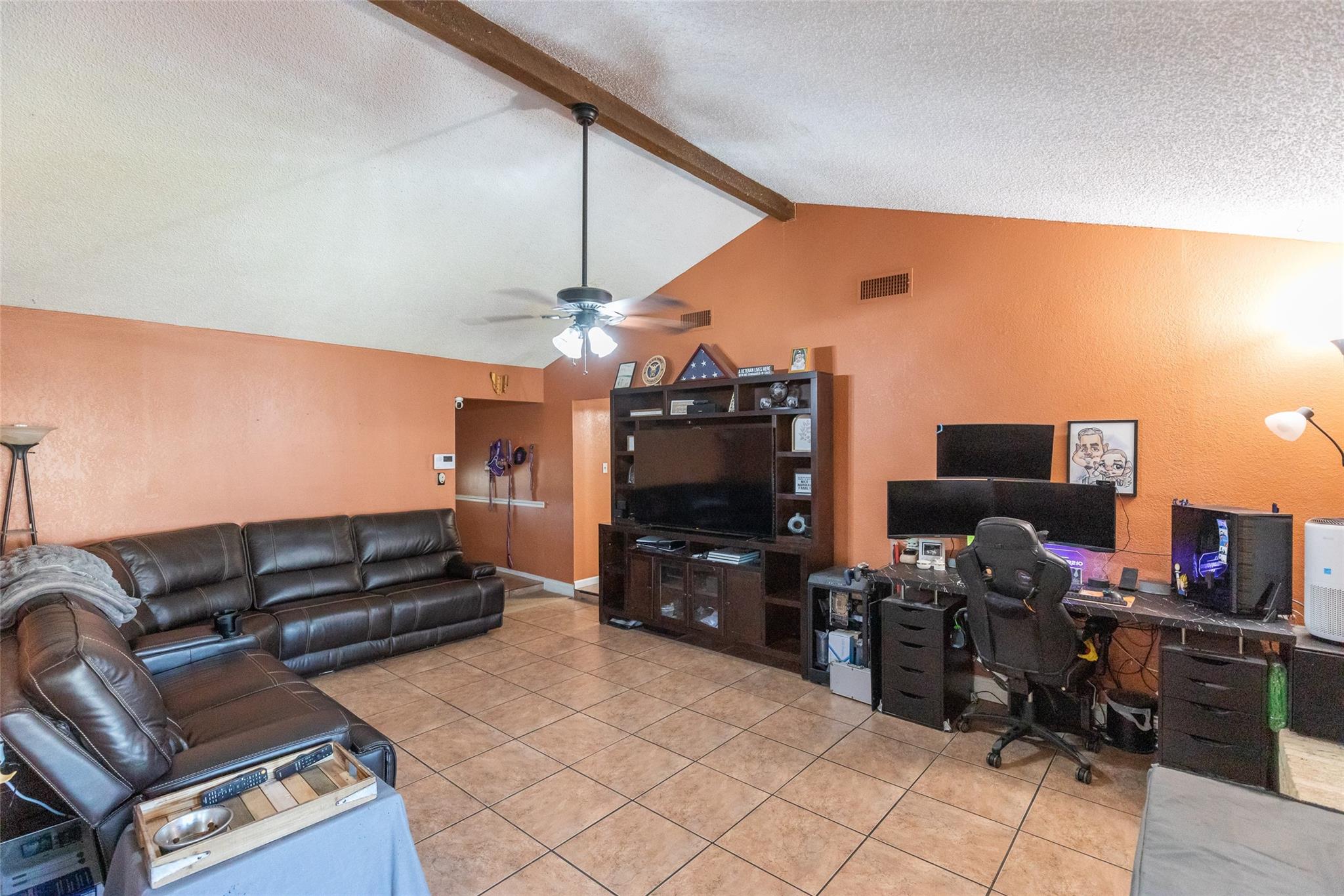 property viewer photo 5